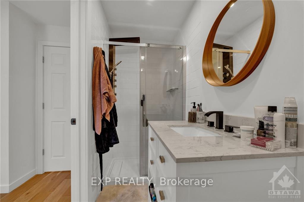 Photo 3 of 325 Hinchey Avenue, Ottawa, Hintonburg — HOMEH