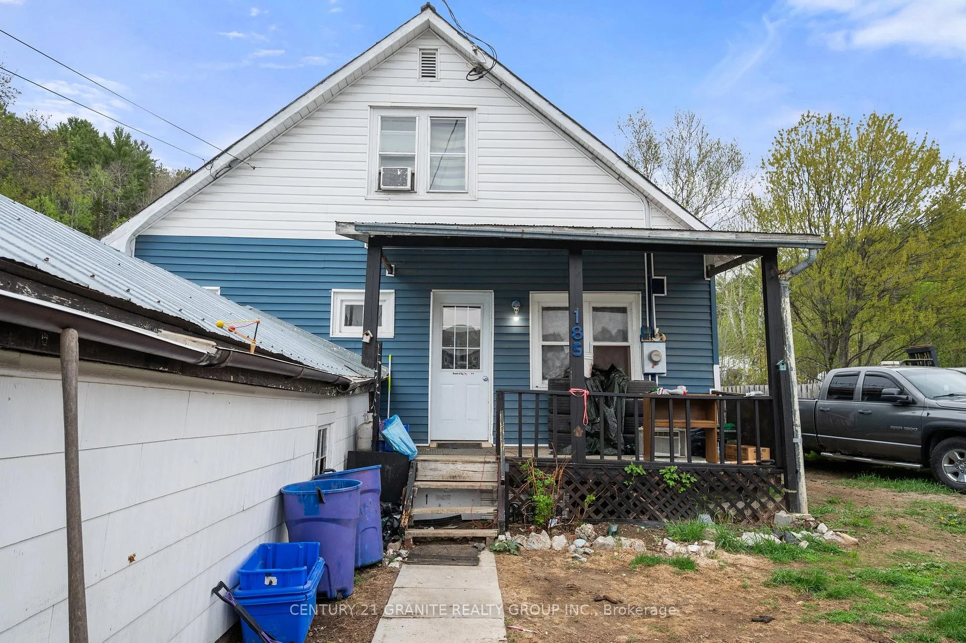 Front of 185 Hastings Street N