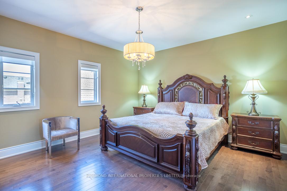 Photo 38 of 106 Stallions Court, Vaughan, Rural Vaughan — HOMEH