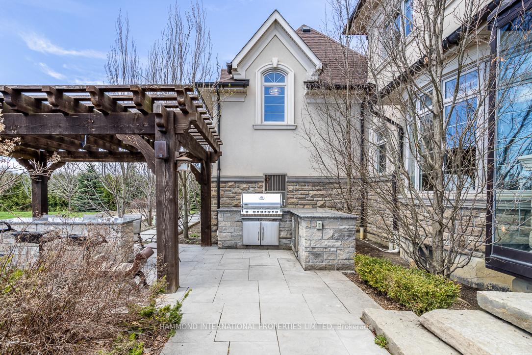 Photo 43 of 106 Stallions Court, Vaughan, Rural Vaughan — HOMEH