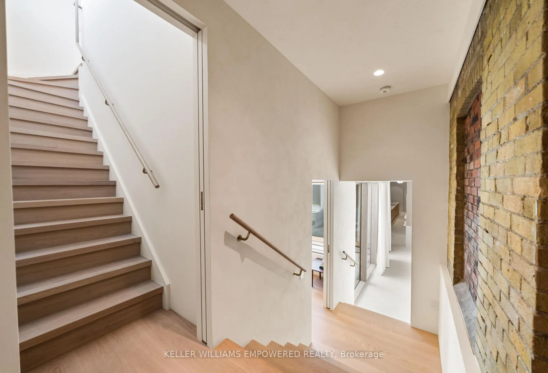 Photo 47 of 722 Lansdowne Avenue, Toronto, Dovercourt-Wallace Emerson-Junction — HOMEH