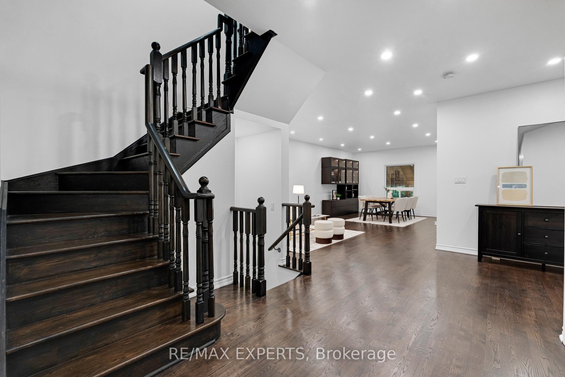 Photo 4 of 76 Cetona Avenue, Vaughan, Vellore Village — HOMEH
