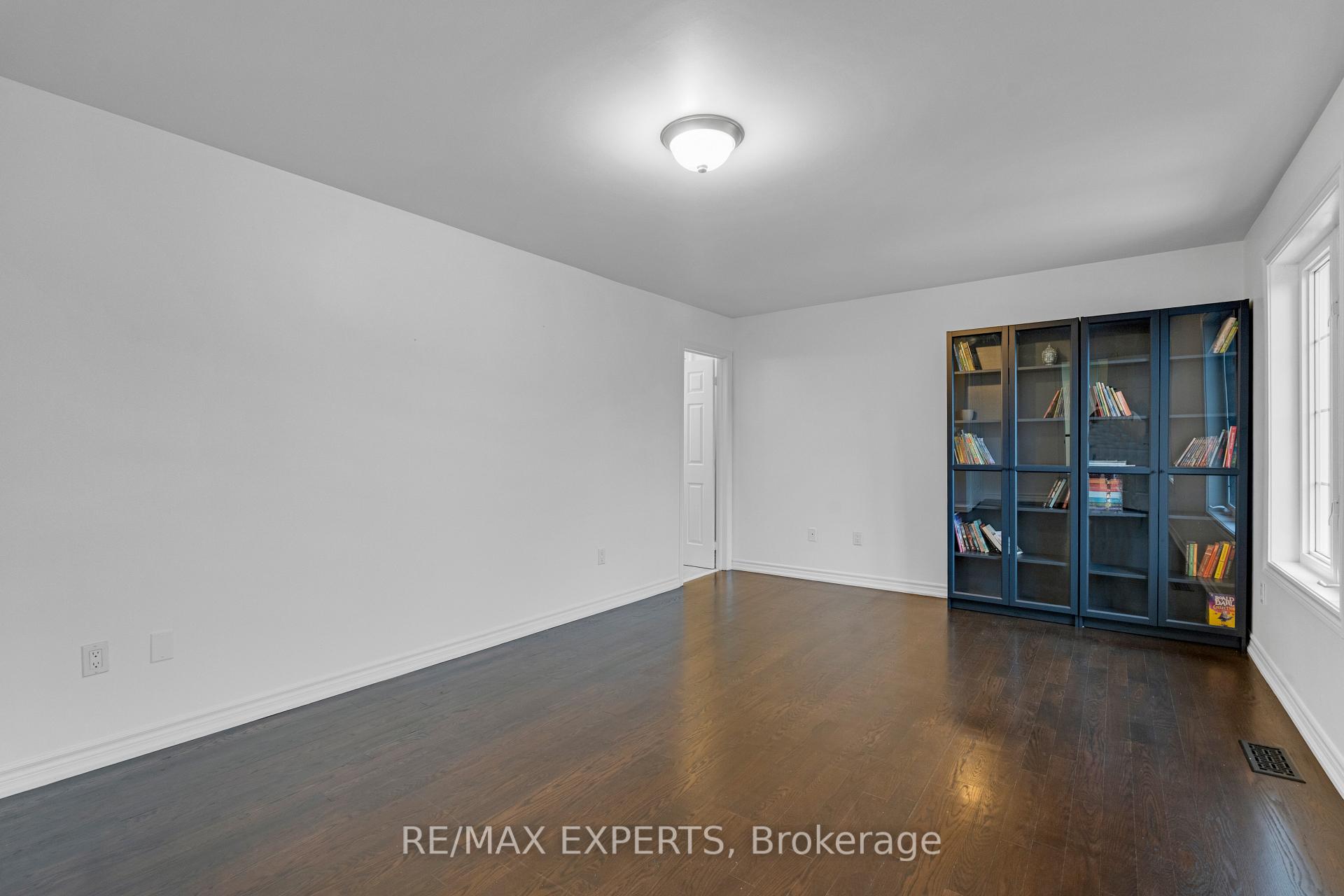 Photo 15 of 76 Cetona Avenue, Vaughan, Vellore Village — HOMEH