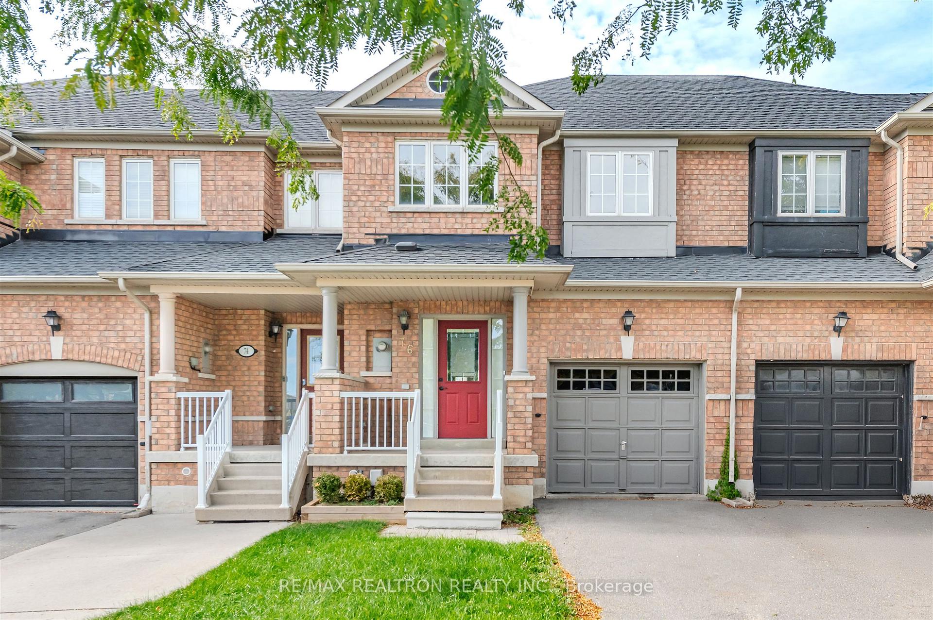 Front of 76 Argento Crescent