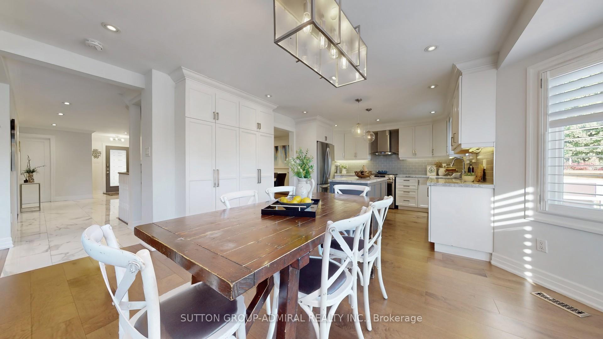 Photo 2 of 113 Janesville Road, Vaughan, Uplands — HOMEH