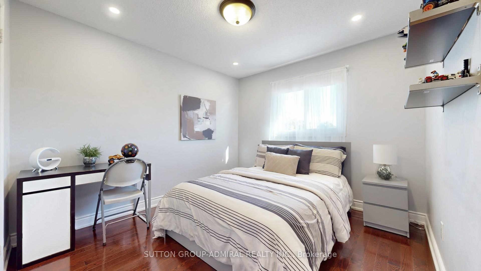 Photo 19 of 113 Janesville Road, Vaughan, Uplands — HOMEH