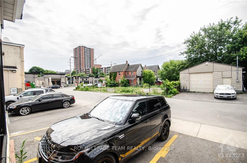 Photo 18 of 3 Larch Street, Ottawa, West Centre Town — HOMEH