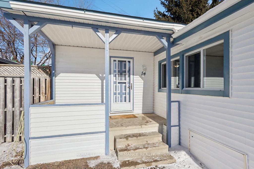 Photo 5 of 14 Ash Street, Ottawa, Bellwood - Industrial Park — HOMEH