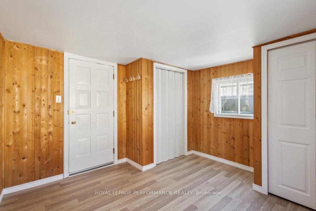 Photo 25 of 14 Ash Street, Ottawa, Bellwood - Industrial Park — HOMEH