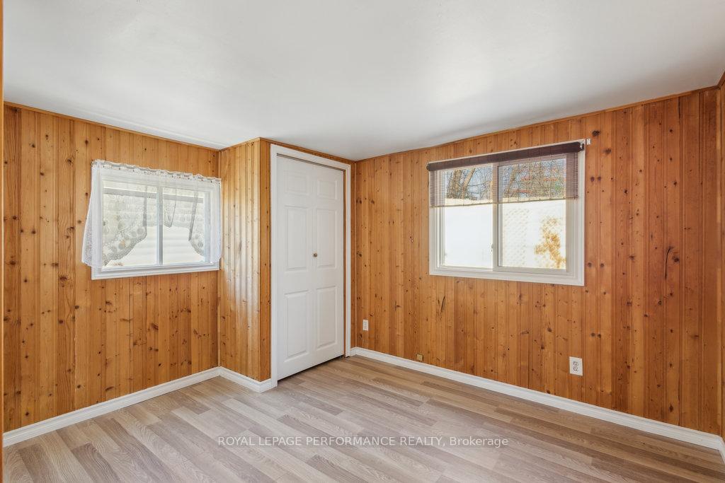 Photo 26 of 14 Ash Street, Ottawa, Bellwood - Industrial Park — HOMEH