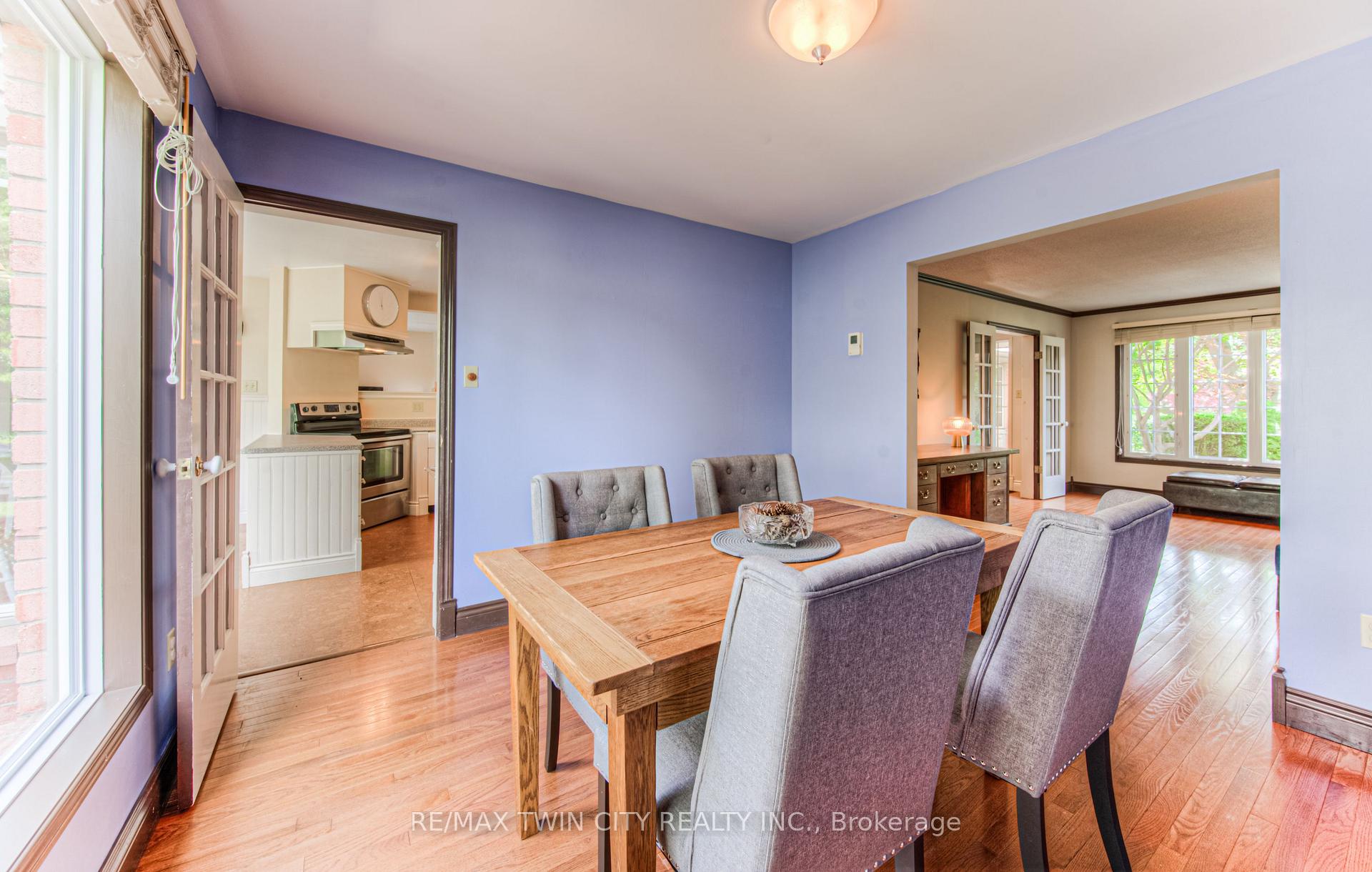 Photo 7 of 179 Woodbend Crescent, Waterloo — HOMEH