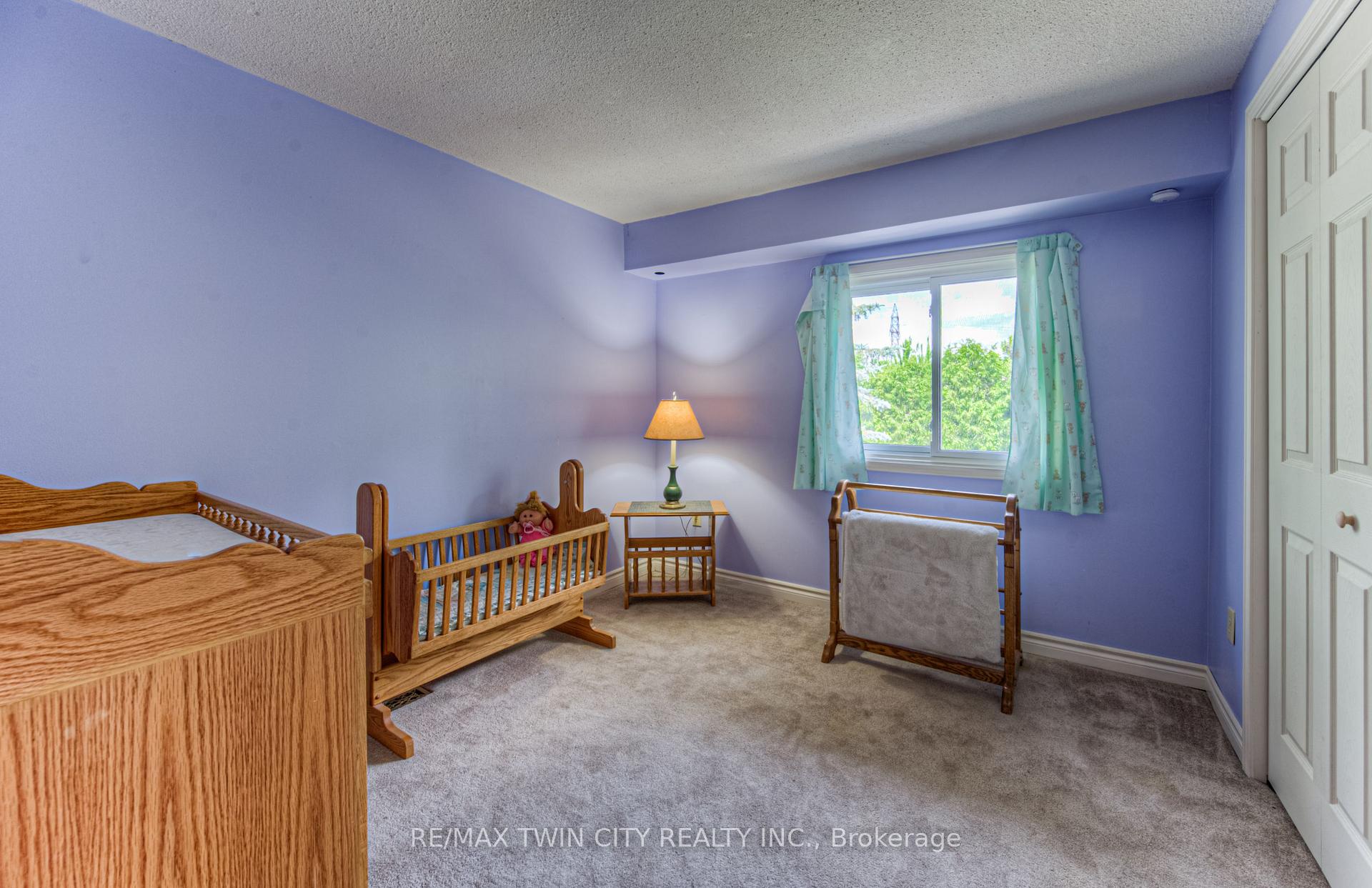 Photo 23 of 179 Woodbend Crescent, Waterloo — HOMEH