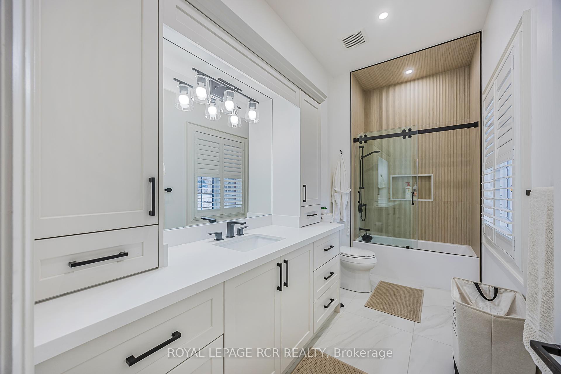 Photo 23 of 7 Rolling Meadows Road, Uxbridge — HOMEH