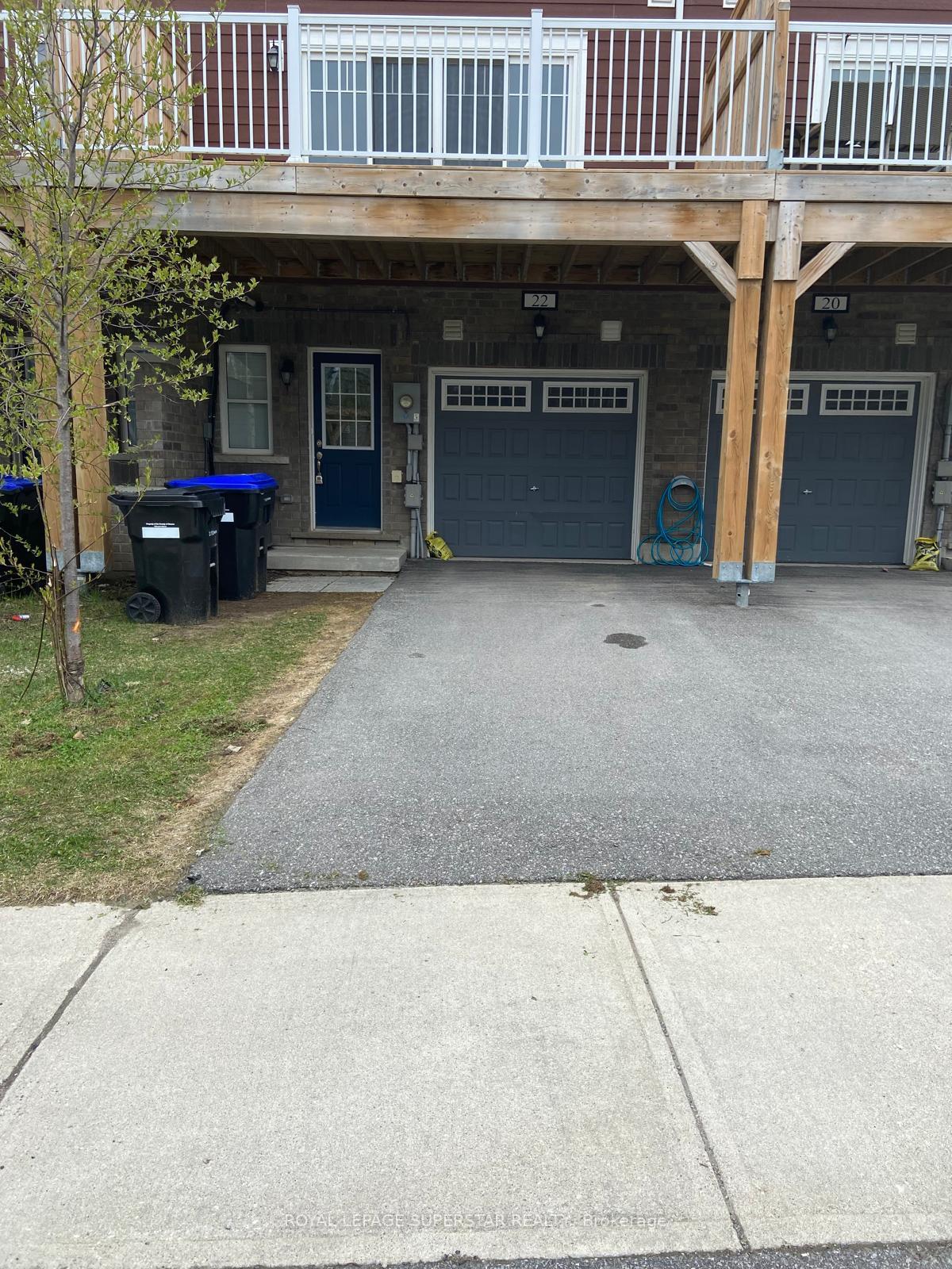 Photo 1 of 22 Village Gate Drive, Wasaga Beach — HOMEH