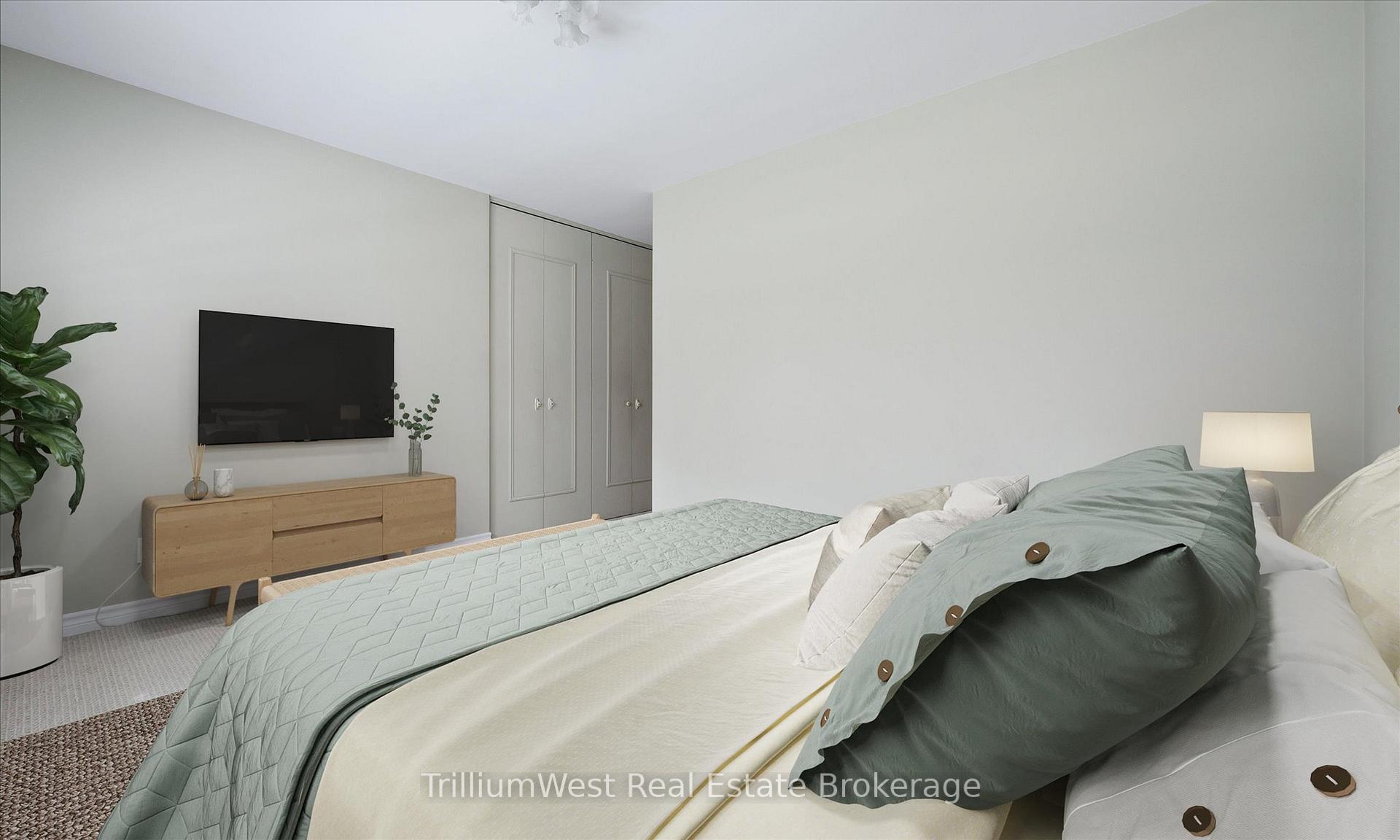 Photo 22 of 213 Dixie Crescent, Waterloo — HOMEH