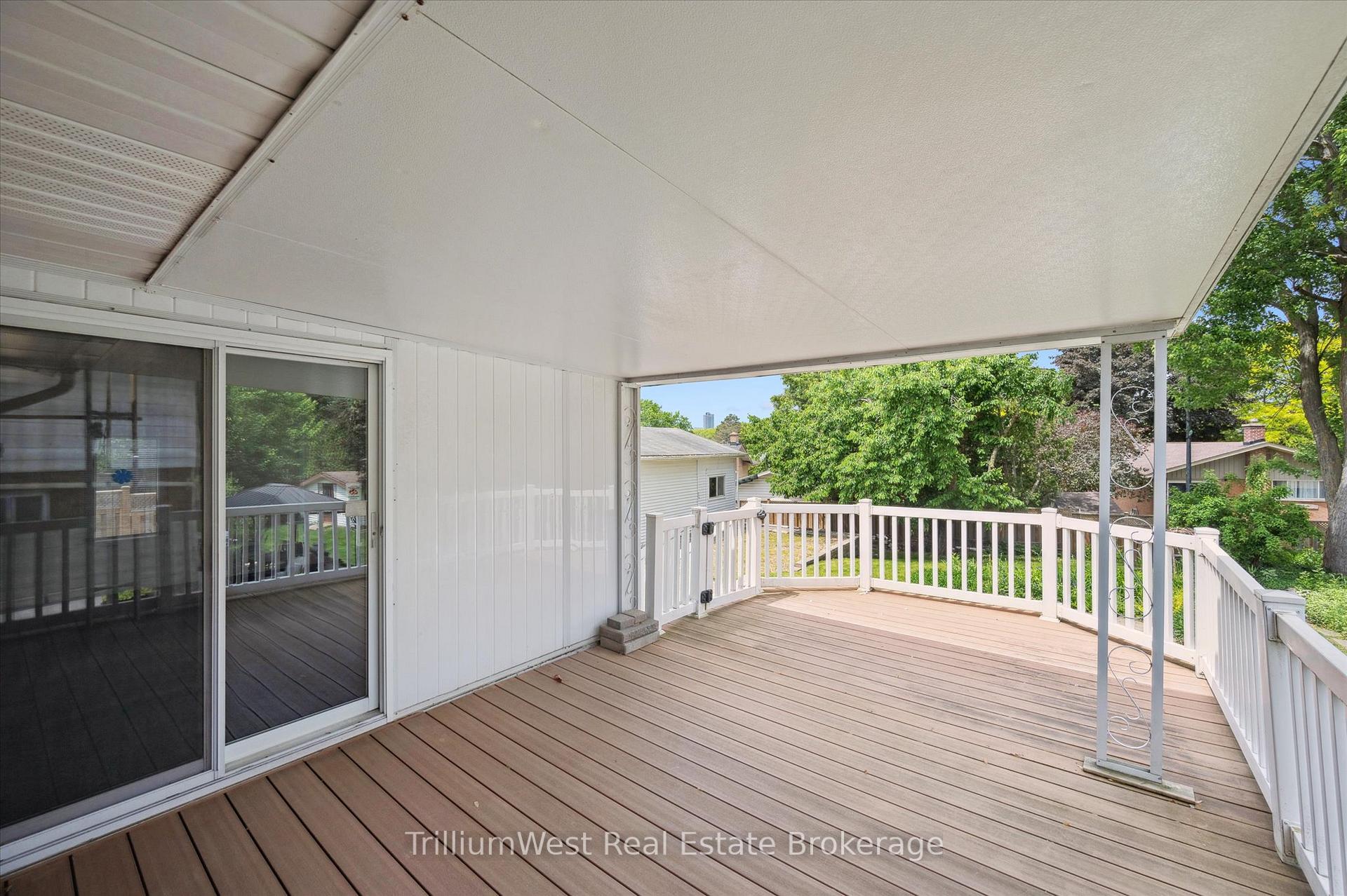Photo 42 of 213 Dixie Crescent, Waterloo — HOMEH