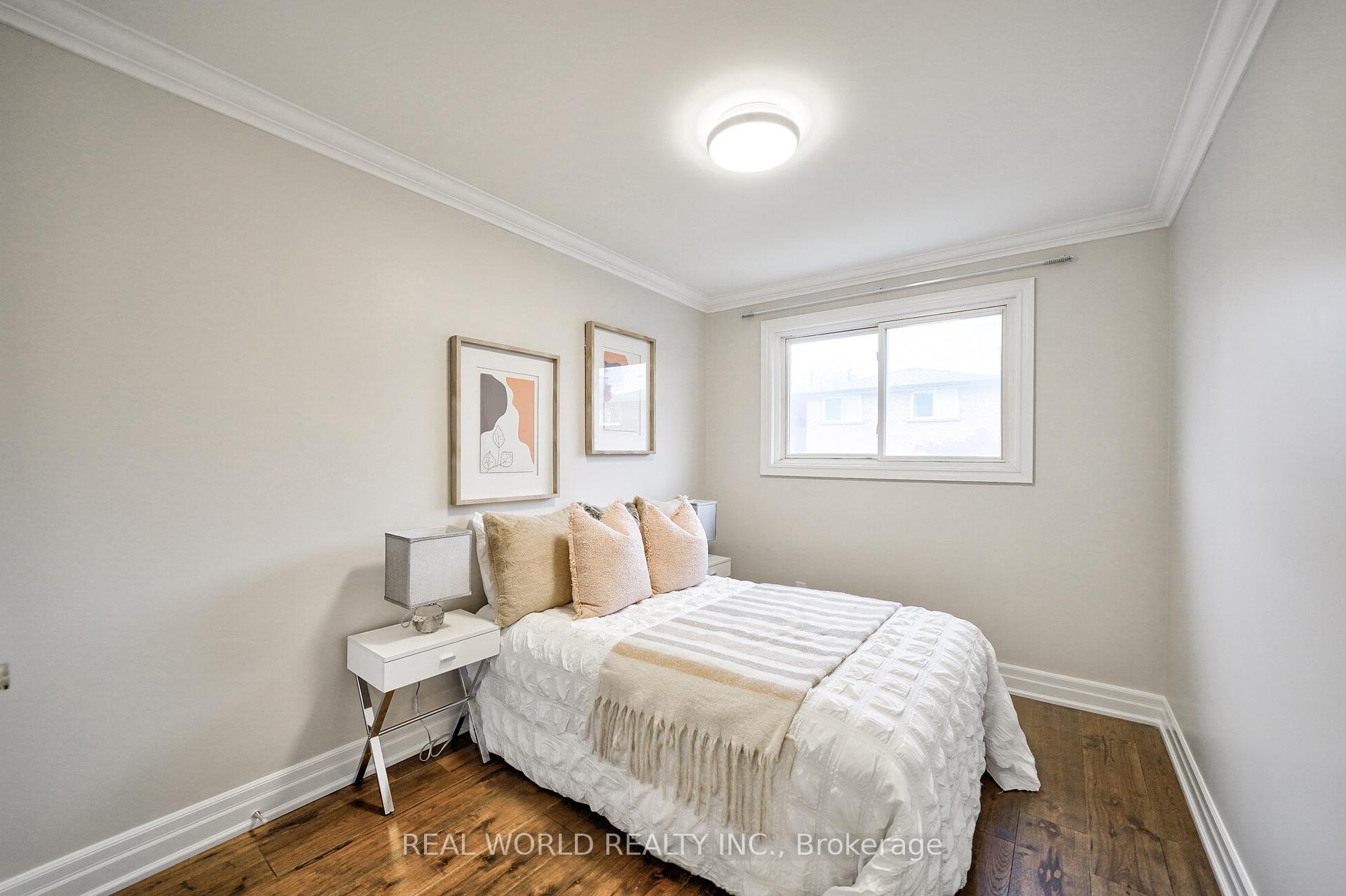 Photo 12 of 333 Glen Shields Avenue, Vaughan, Glen Shields — HOMEH