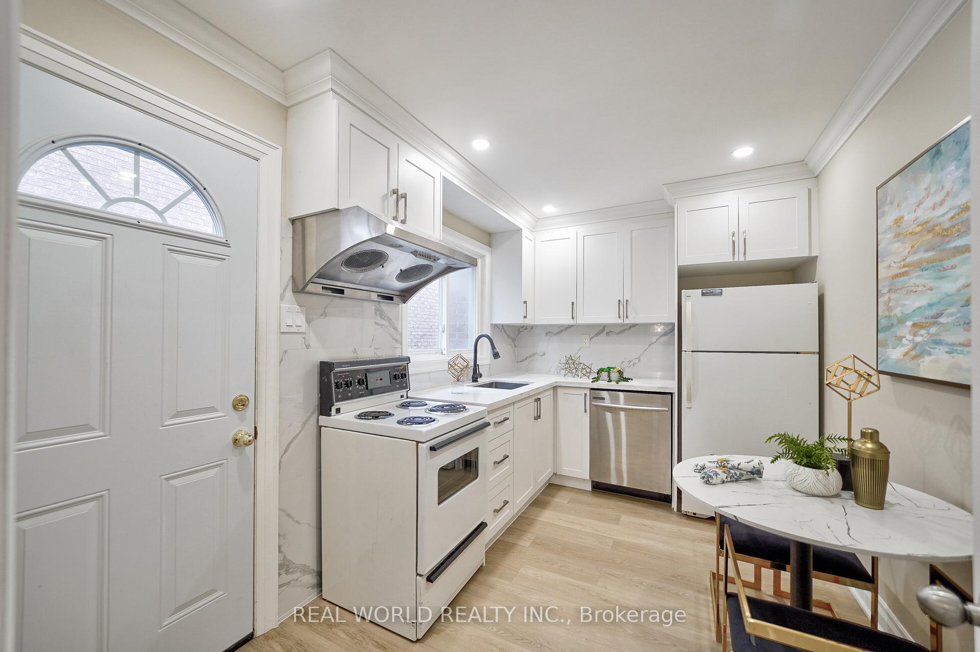 Photo 21 of 333 Glen Shields Avenue, Vaughan, Glen Shields — HOMEH