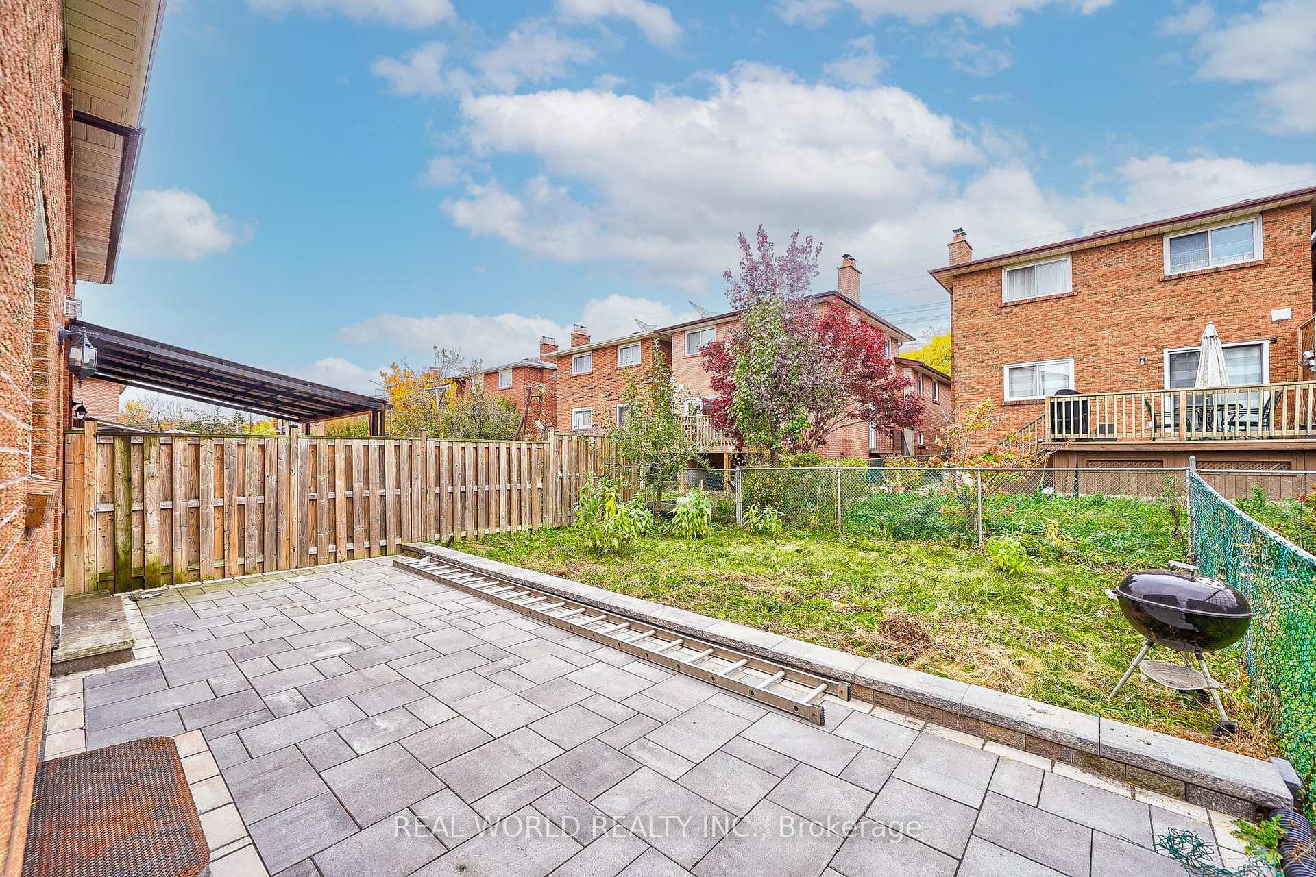 Photo 27 of 333 Glen Shields Avenue, Vaughan, Glen Shields — HOMEH