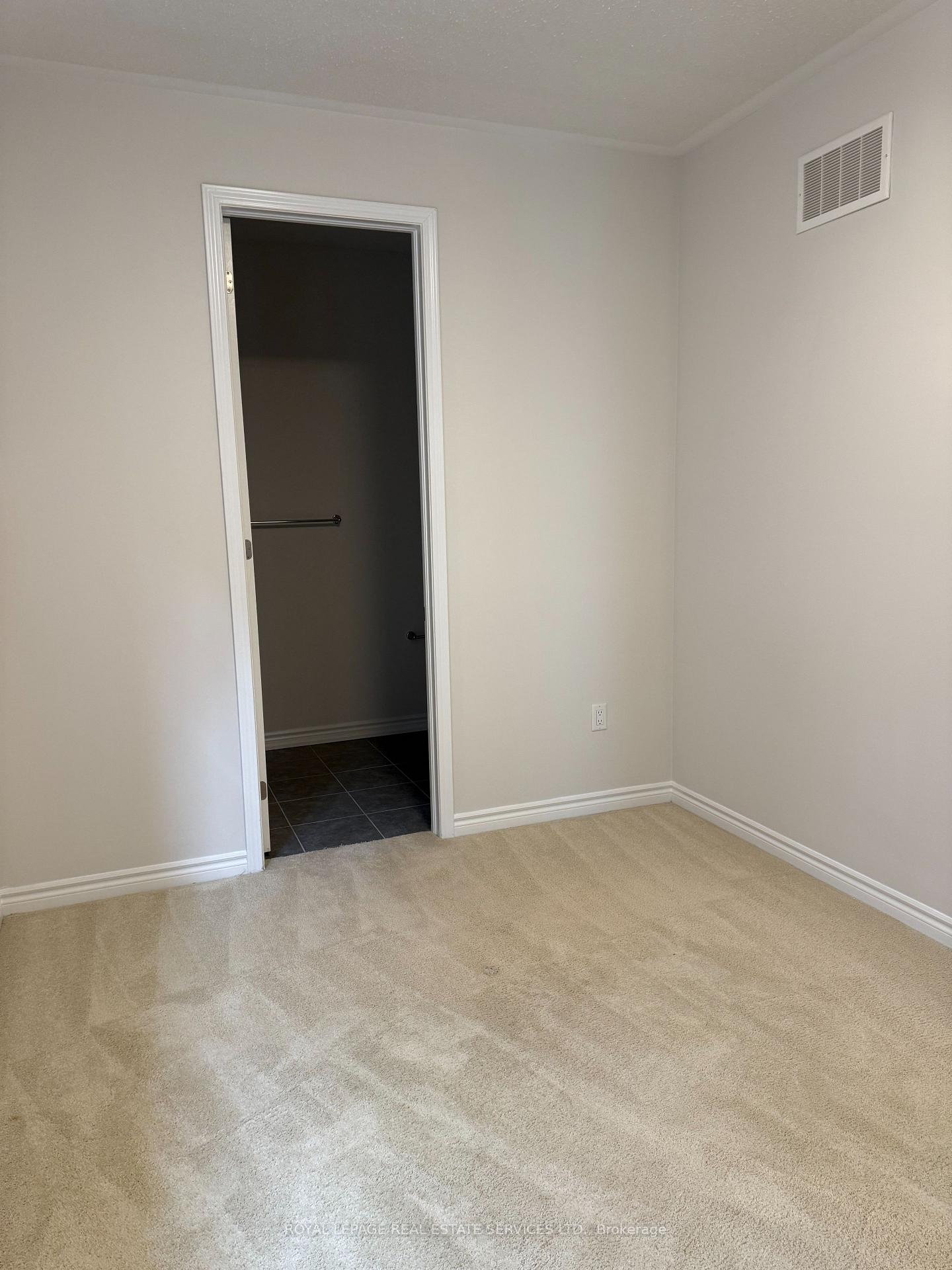 Photo 17 of 42 Faust Ridge, Vaughan, Kleinburg — HOMEH