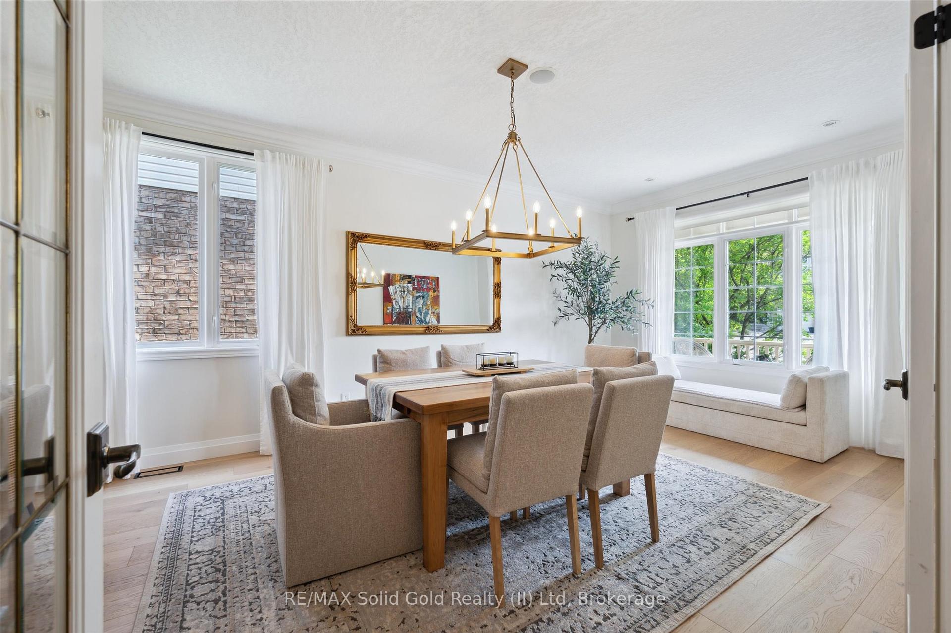 Photo 8 of 748 Cedar Bend Drive, Waterloo — HOMEH