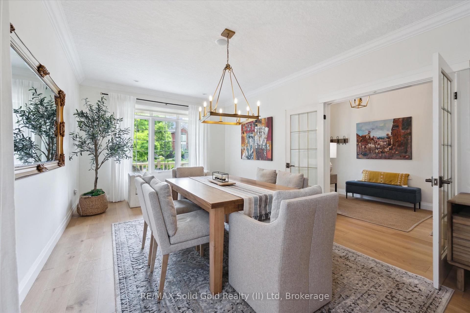 Photo 9 of 748 Cedar Bend Drive, Waterloo — HOMEH