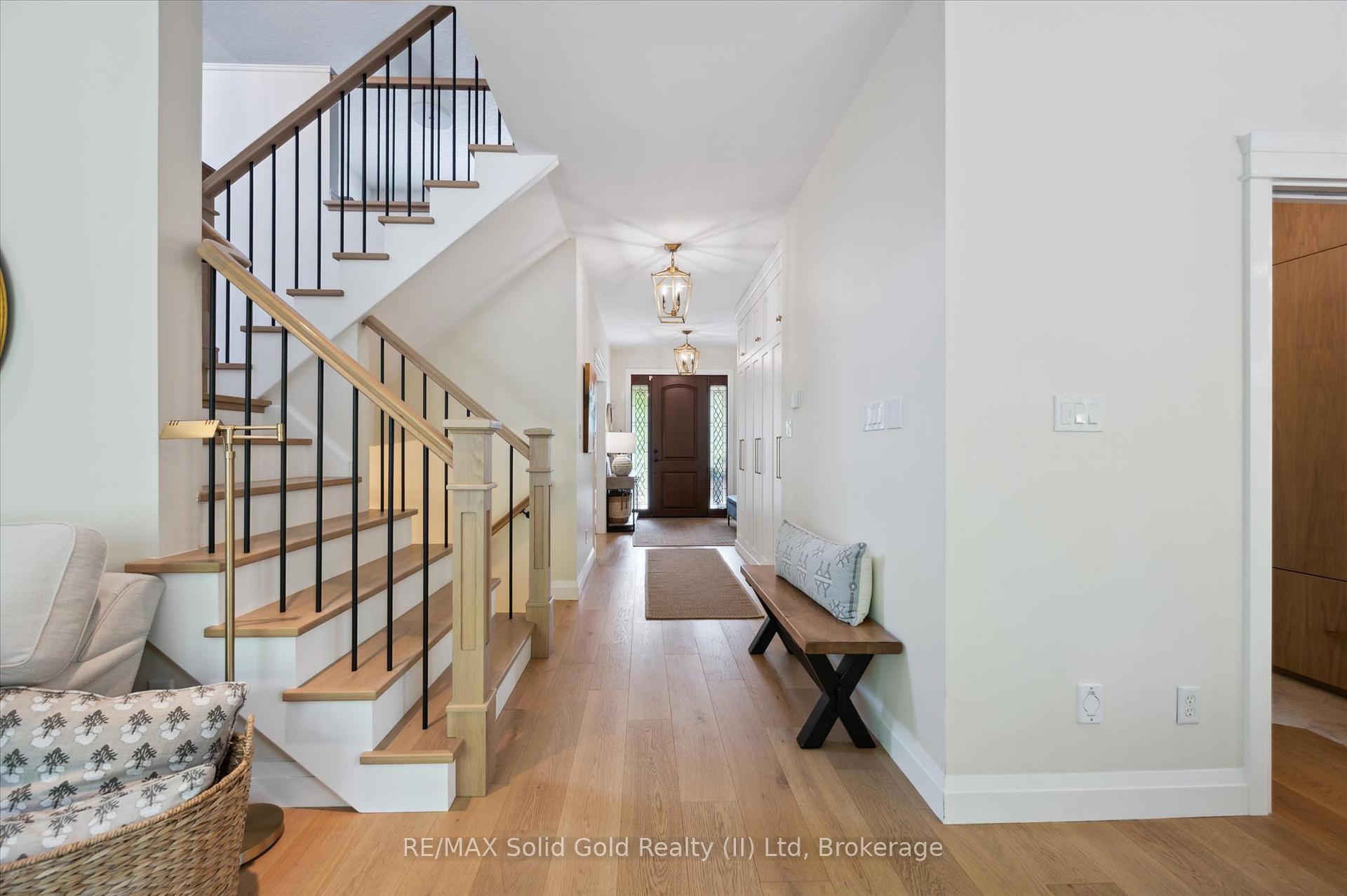 Photo 11 of 748 Cedar Bend Drive, Waterloo — HOMEH
