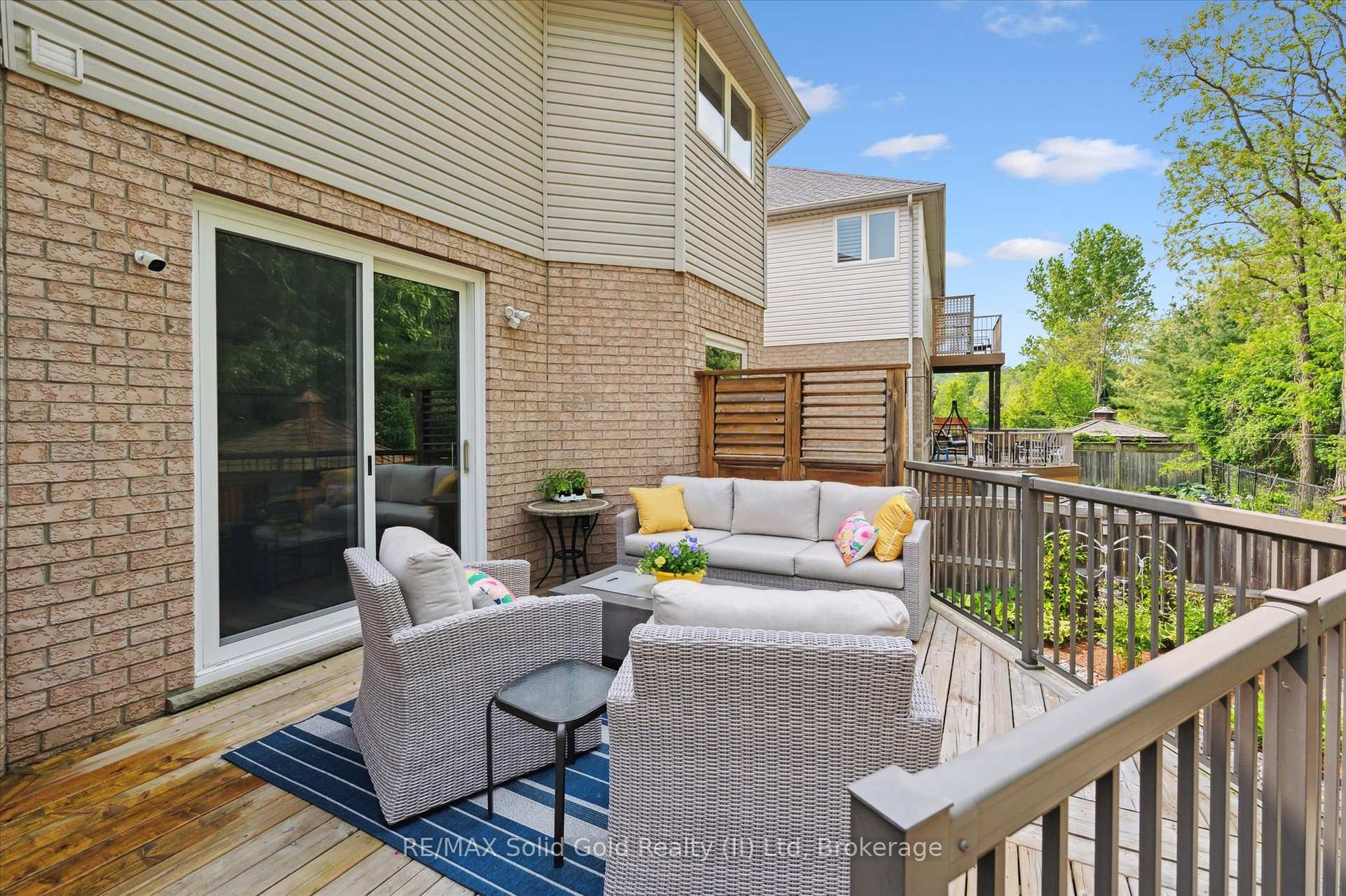 Photo 44 of 748 Cedar Bend Drive, Waterloo — HOMEH