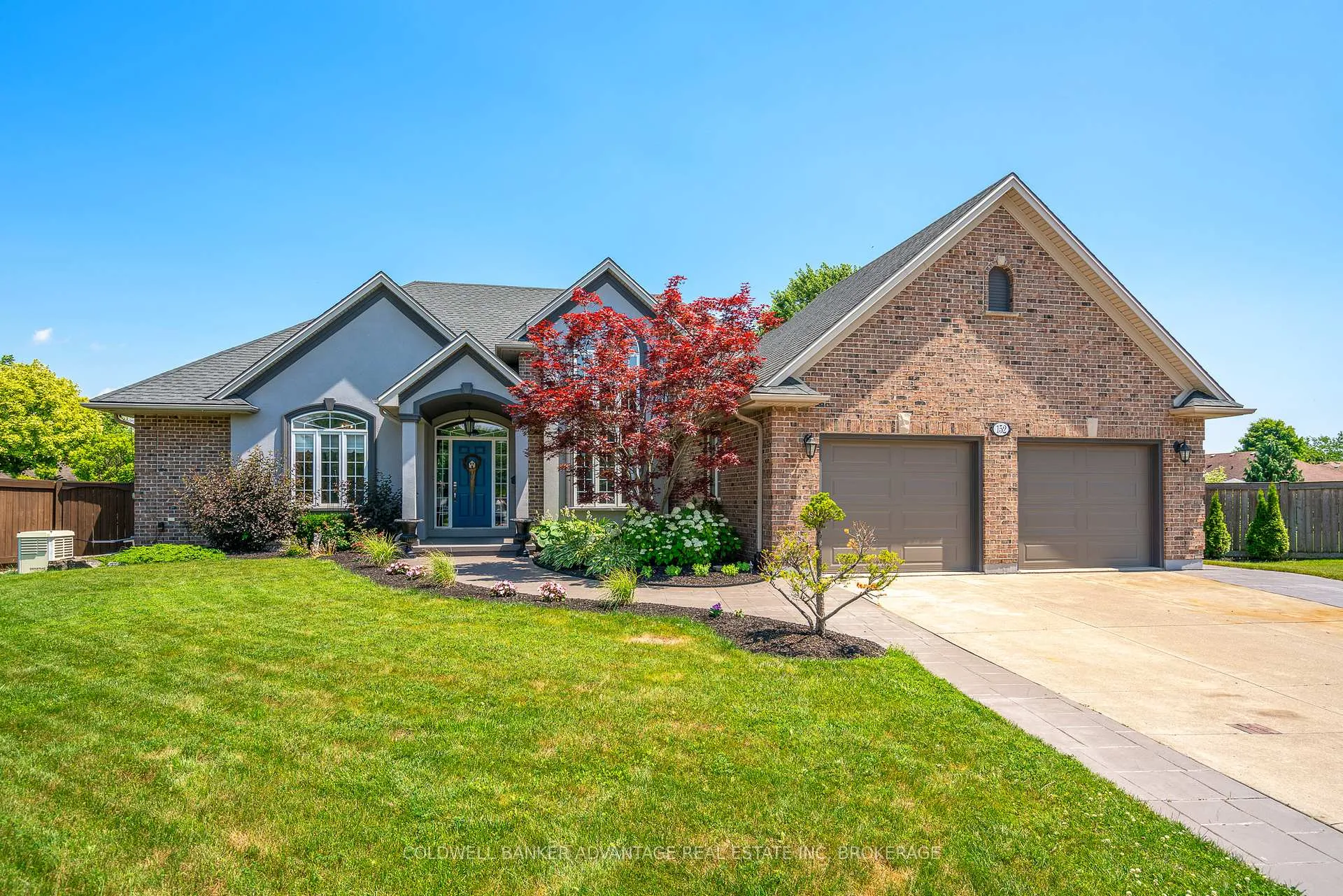 Front of 152 Redwood Court