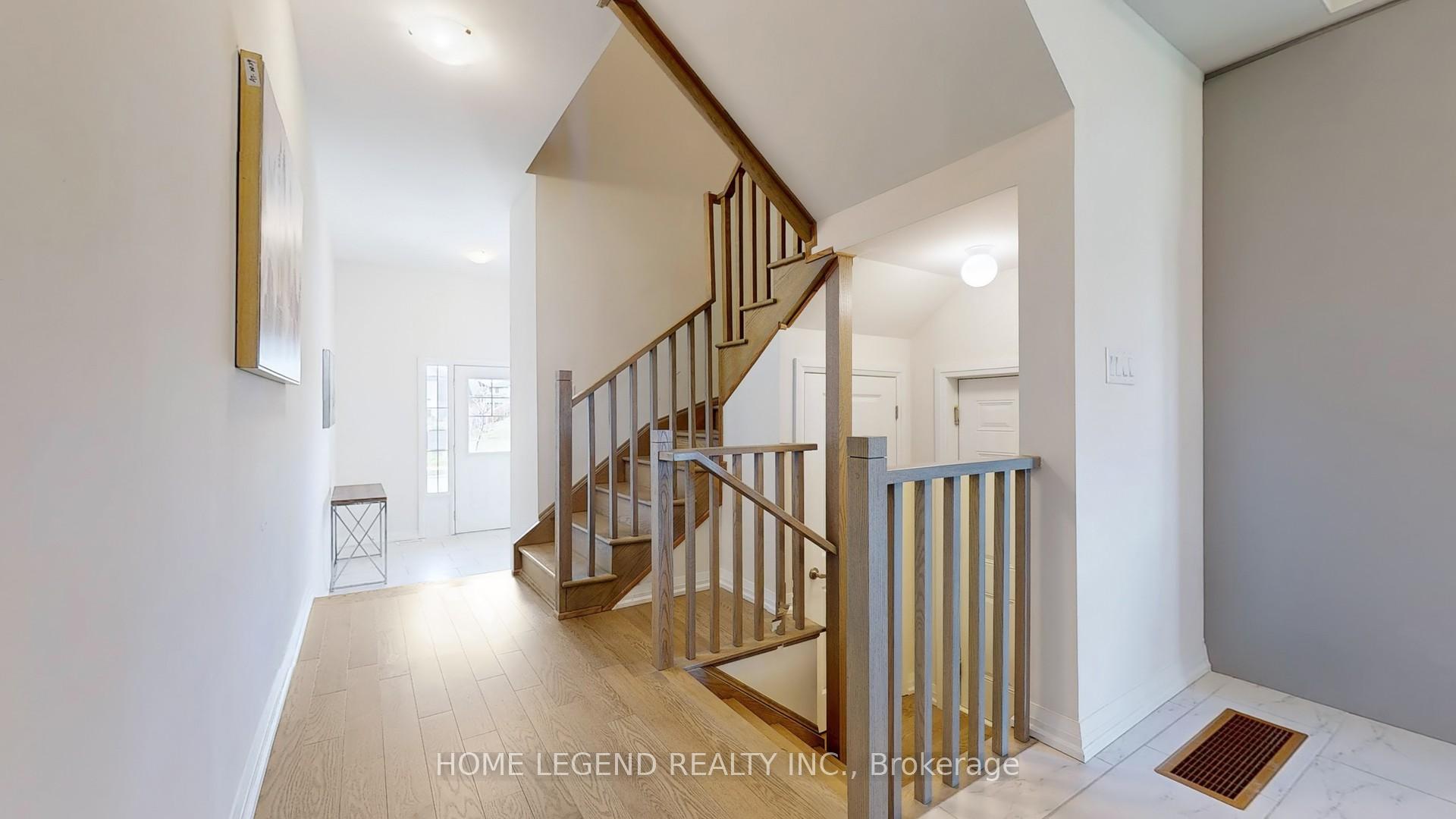 Photo 9 of 75 Federica Crescent, Wasaga Beach — HOMEH