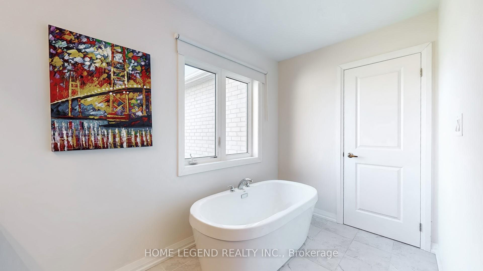 Photo 15 of 75 Federica Crescent, Wasaga Beach — HOMEH