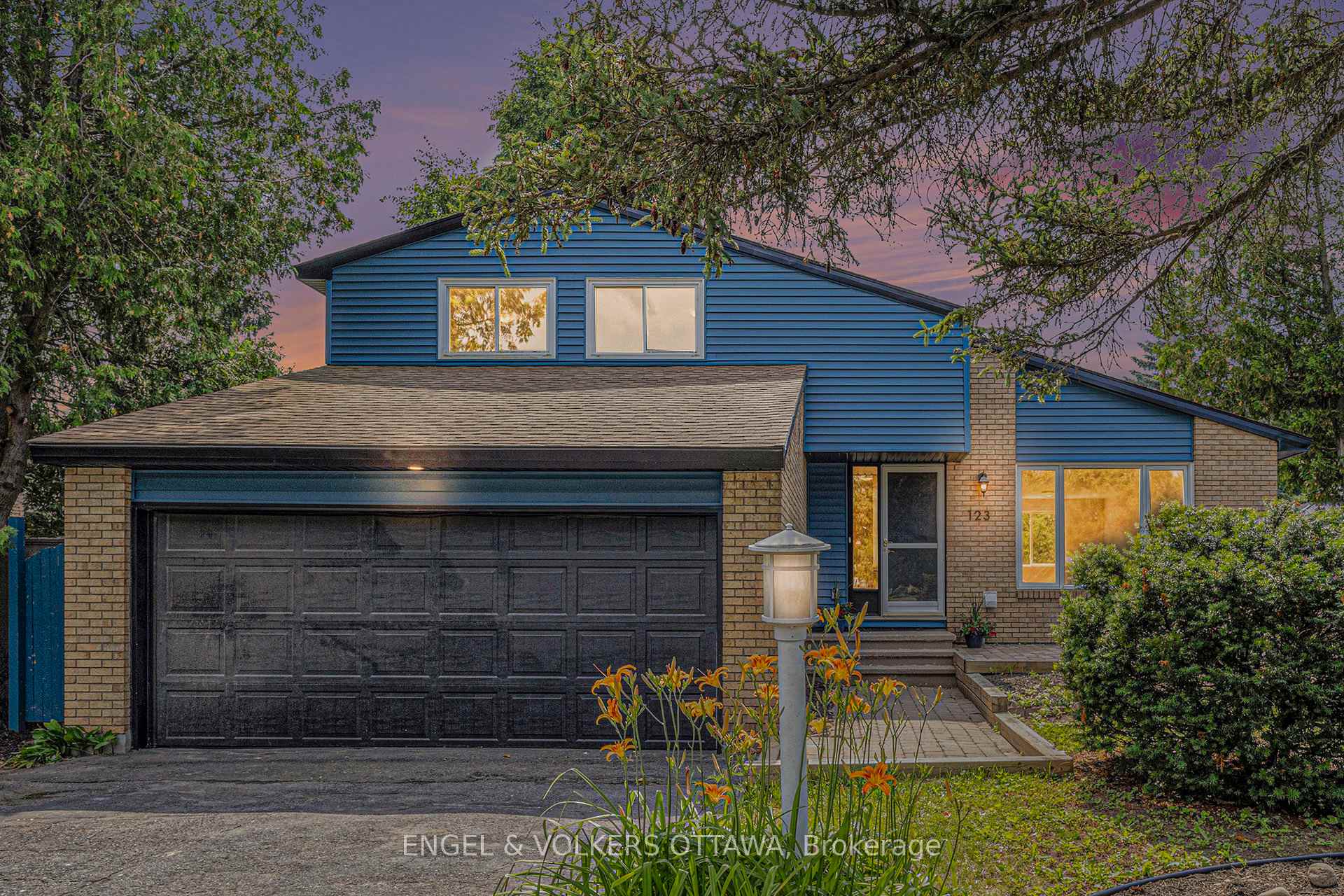 Photo 1 of 123 Tripp Crescent, Ottawa, Barrhaven - Pheasant Run — HOMEH