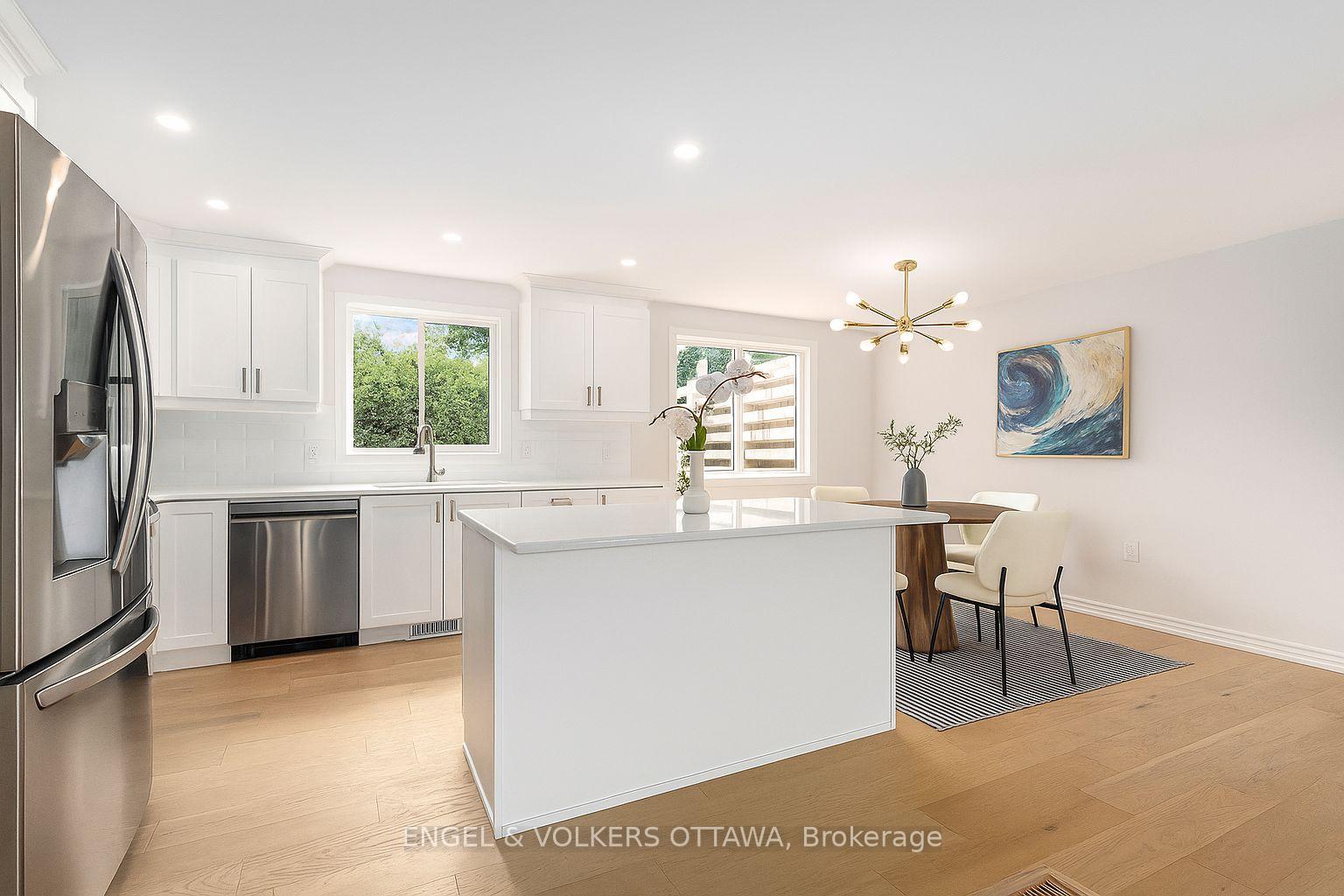Photo 4 of 123 Tripp Crescent, Ottawa, Barrhaven - Pheasant Run — HOMEH