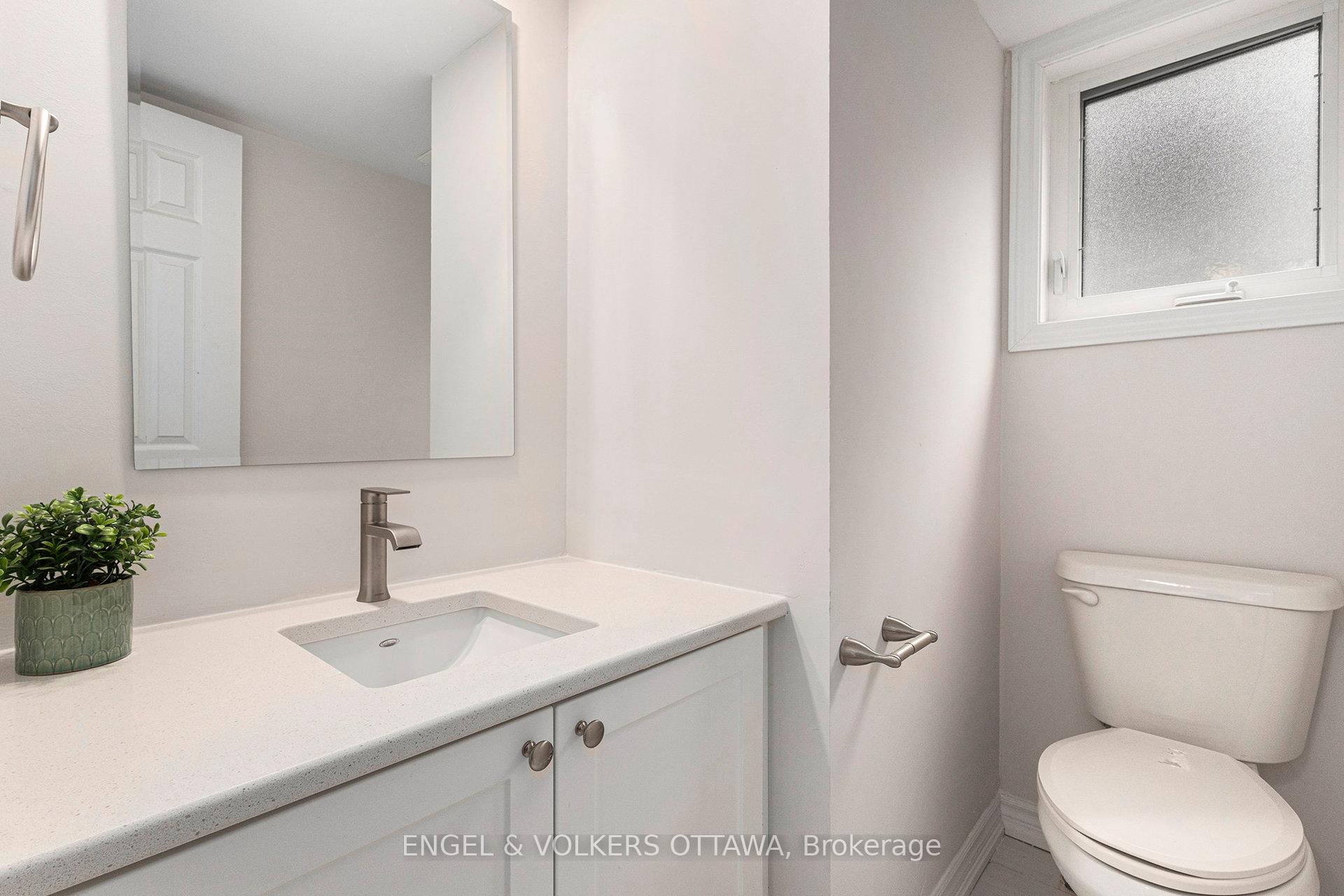 Photo 2 of 123 Tripp Crescent, Ottawa, Barrhaven - Pheasant Run — HOMEH
