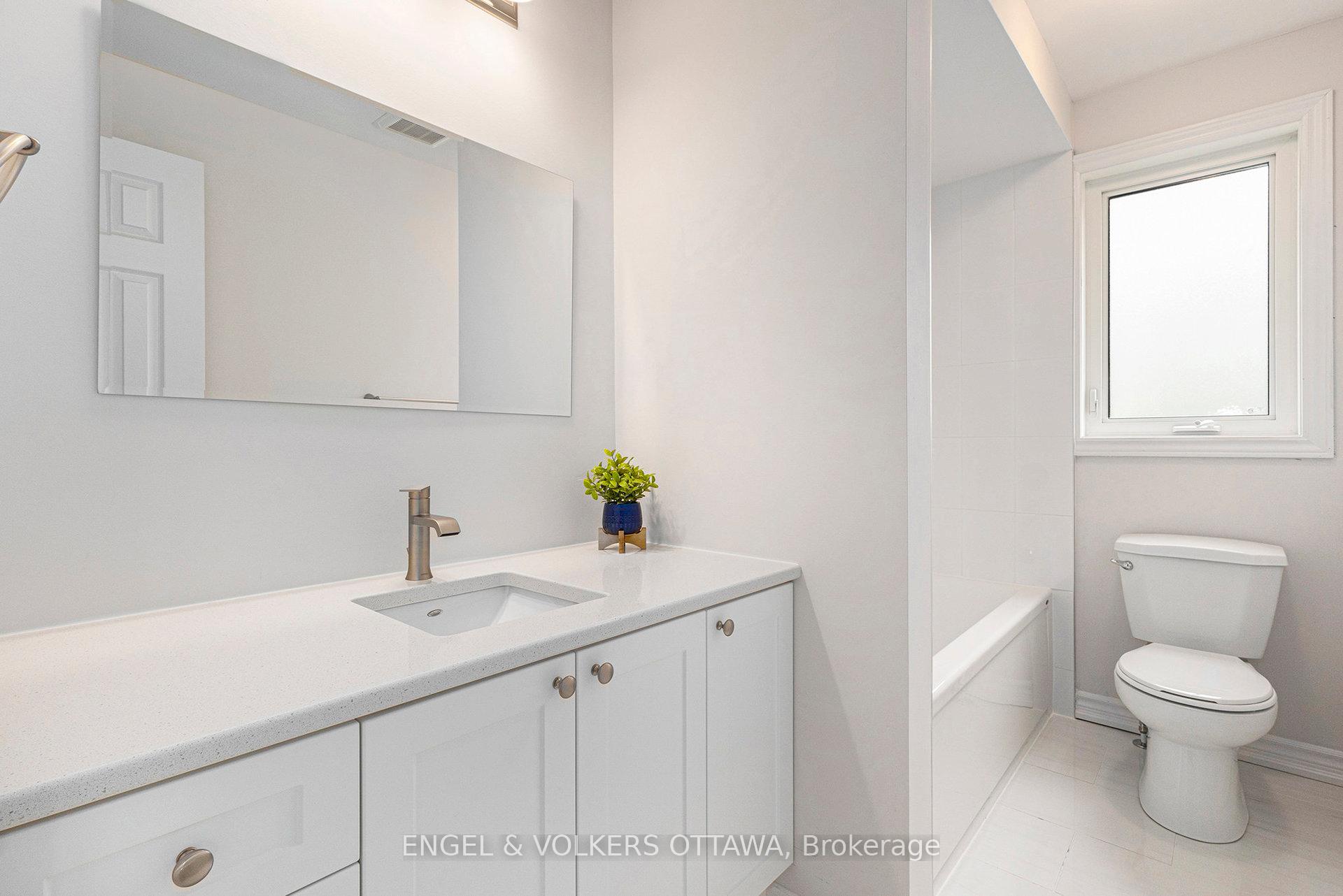 Photo 18 of 123 Tripp Crescent, Ottawa, Barrhaven - Pheasant Run — HOMEH
