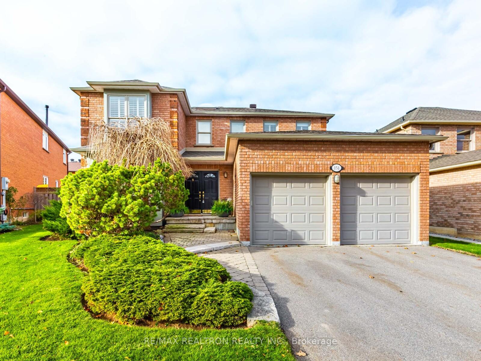 Photo 1 of 151 Newport Square, Vaughan, Uplands — HOMEH