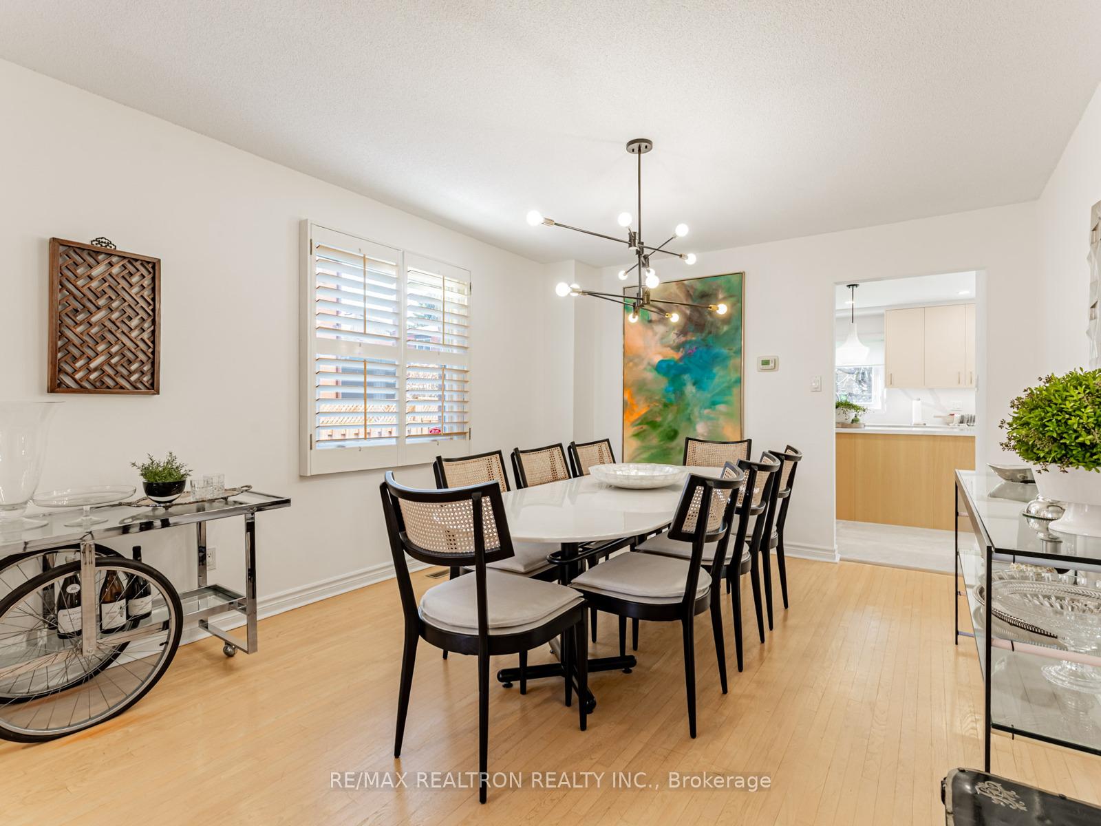 Photo 7 of 151 Newport Square, Vaughan, Uplands — HOMEH