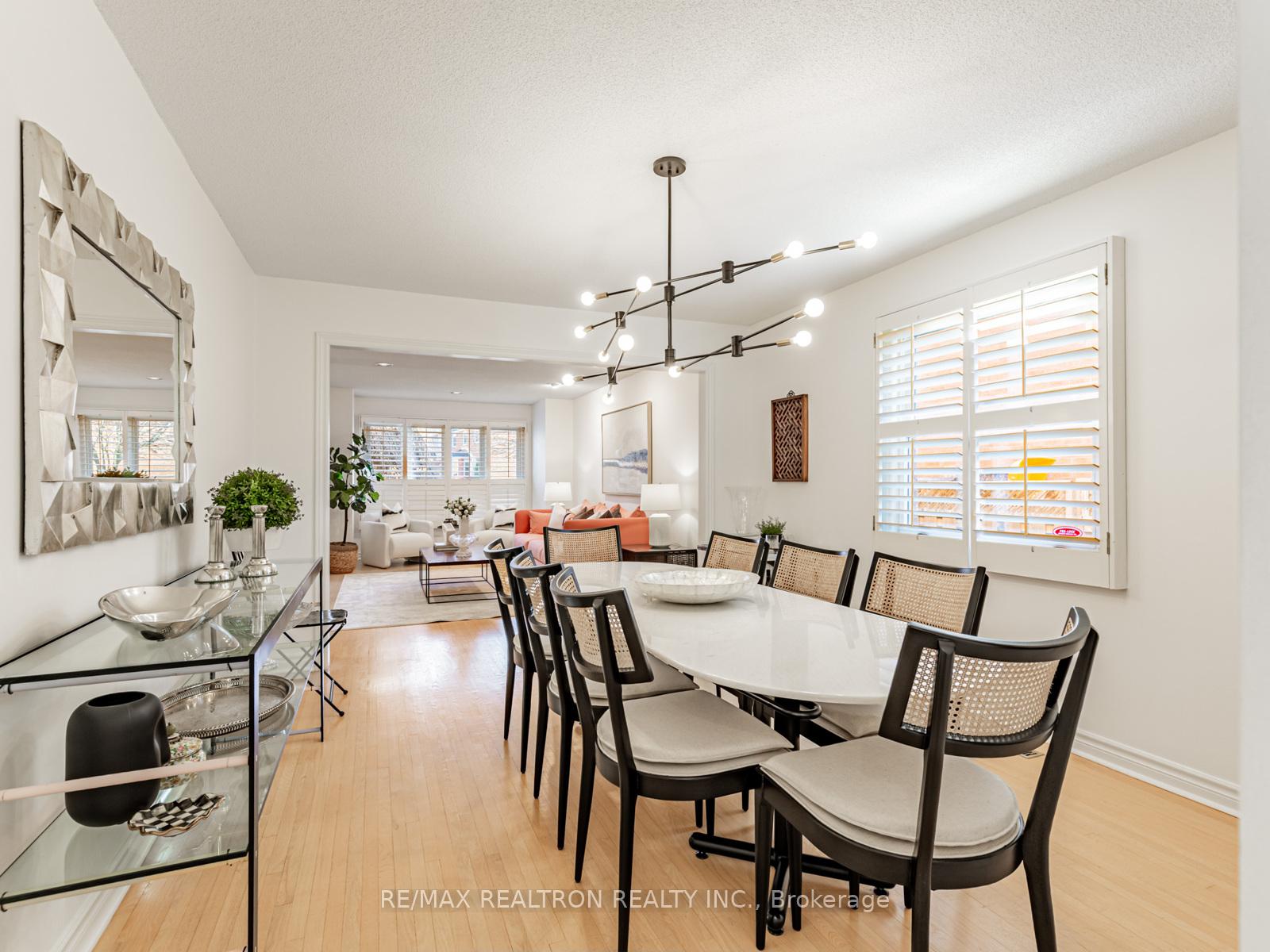 Photo 8 of 151 Newport Square, Vaughan, Uplands — HOMEH