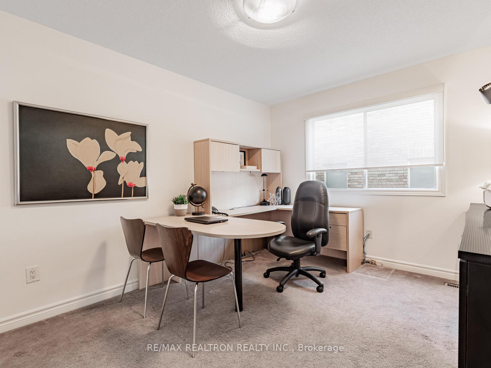 Photo 18 of 151 Newport Square, Vaughan, Uplands — HOMEH