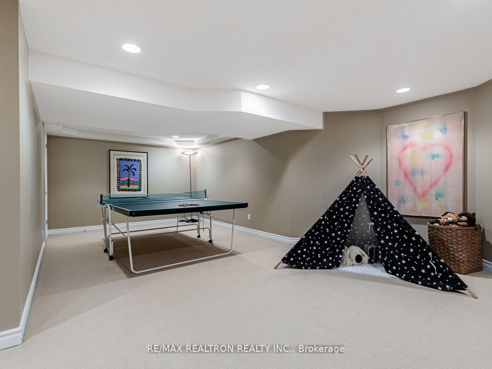 Photo 31 of 151 Newport Square, Vaughan, Uplands — HOMEH
