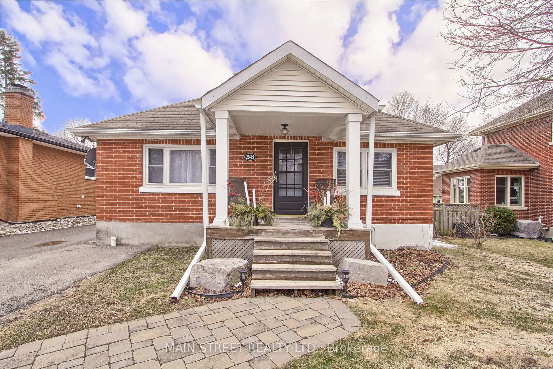 Photo 1 of 38 Marietta Street, Uxbridge — HOMEH