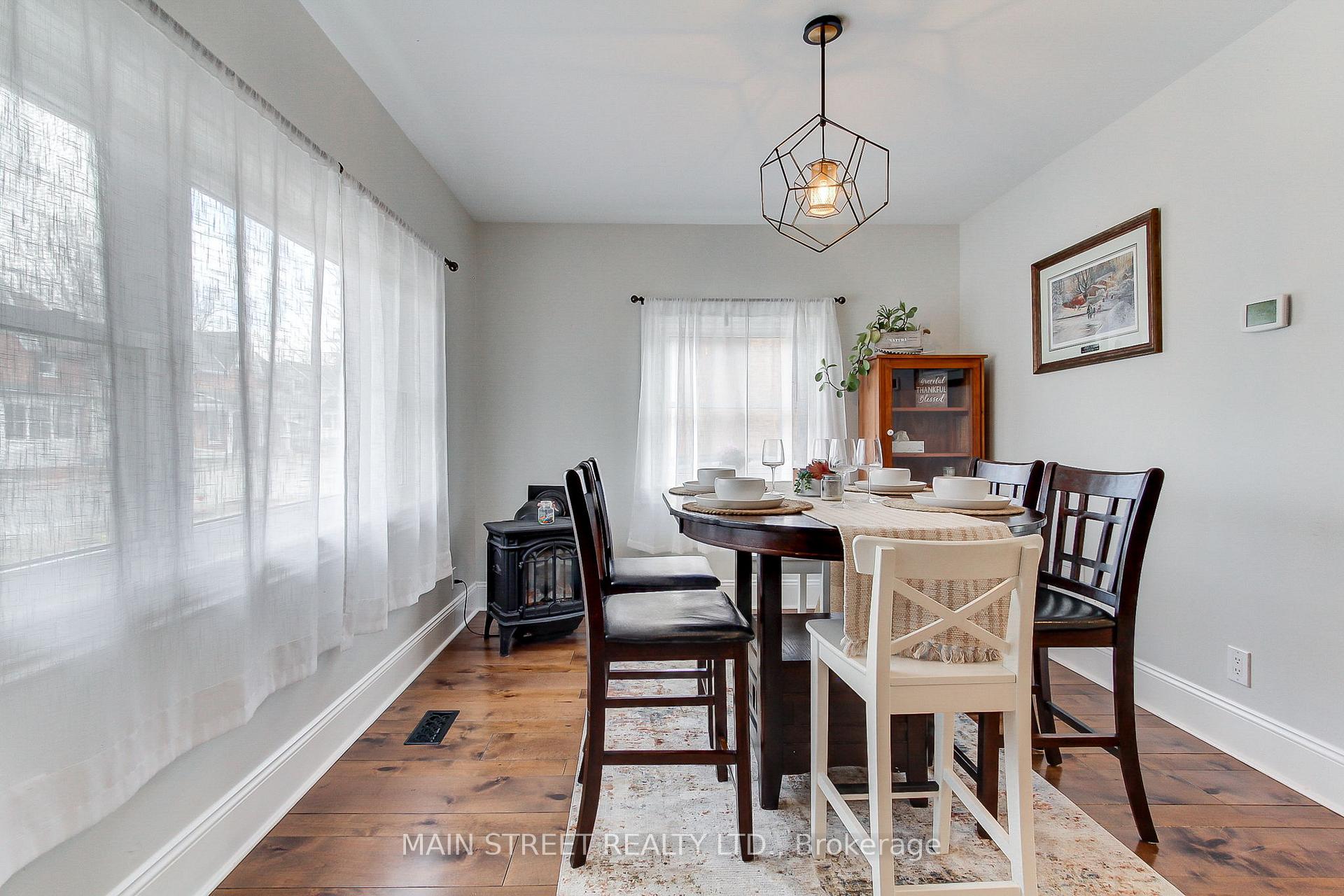 Photo 14 of 38 Marietta Street, Uxbridge — HOMEH
