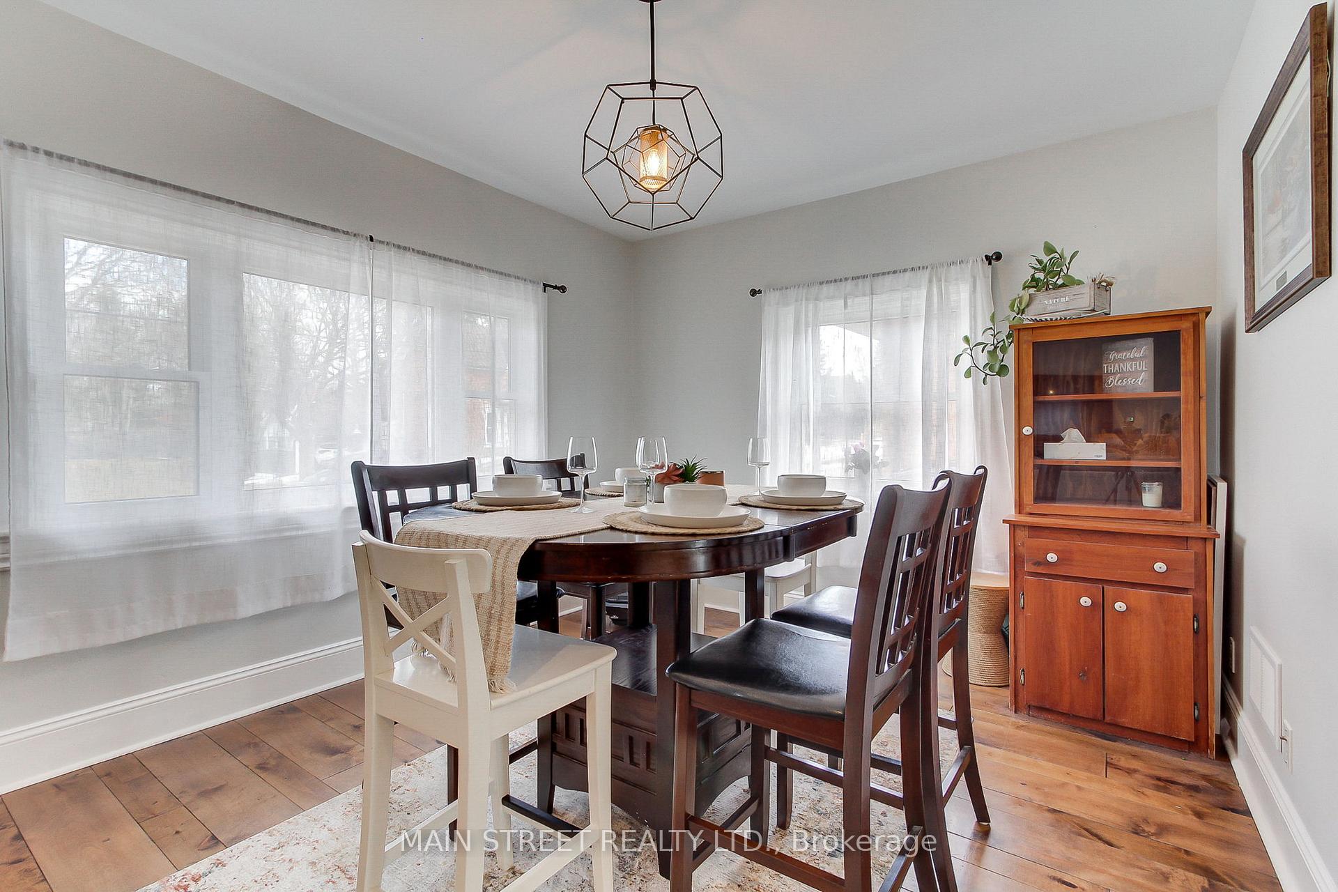 Photo 15 of 38 Marietta Street, Uxbridge — HOMEH