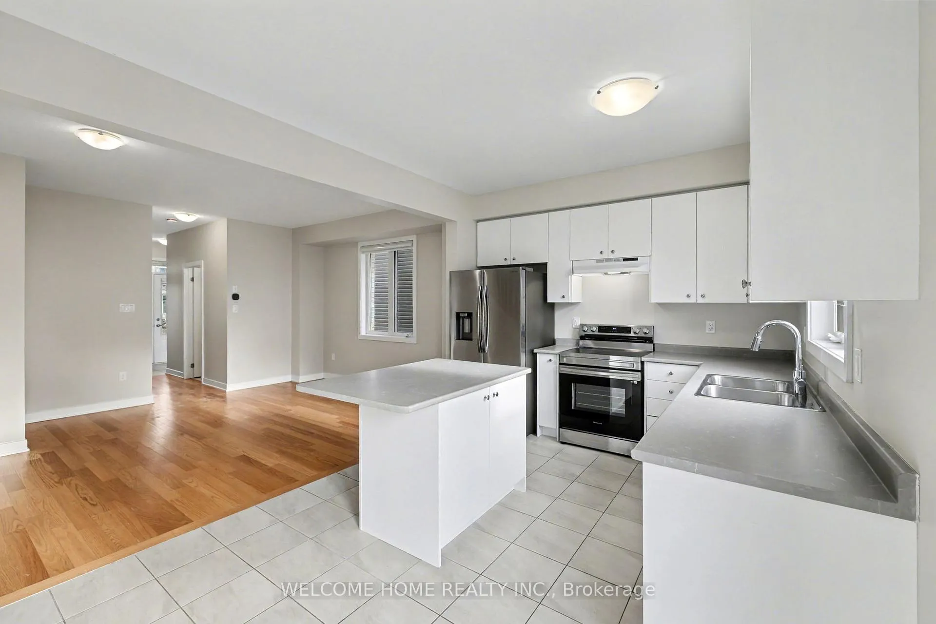 Photo 3 of 100 Keelson Street, Welland, Dain City — HOMEH
