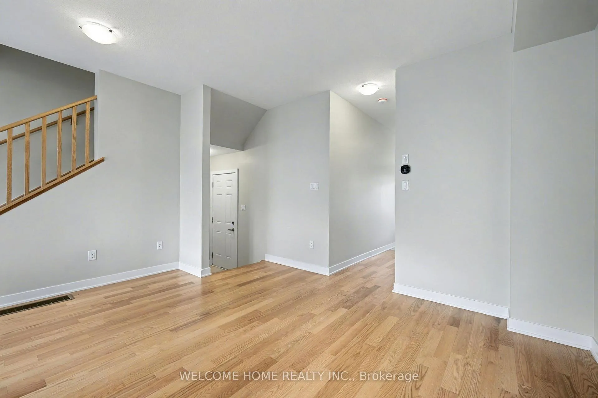 Photo 15 of 100 Keelson Street, Welland, Dain City — HOMEH