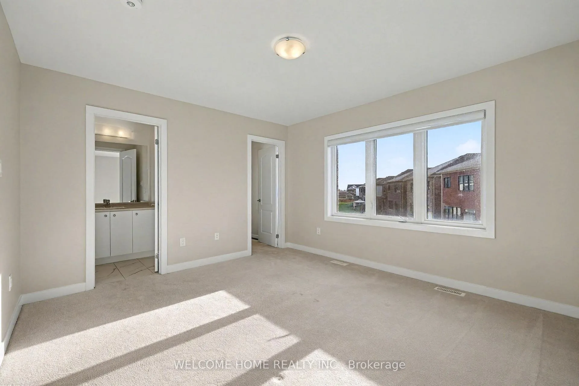 Photo 18 of 100 Keelson Street, Welland, Dain City — HOMEH
