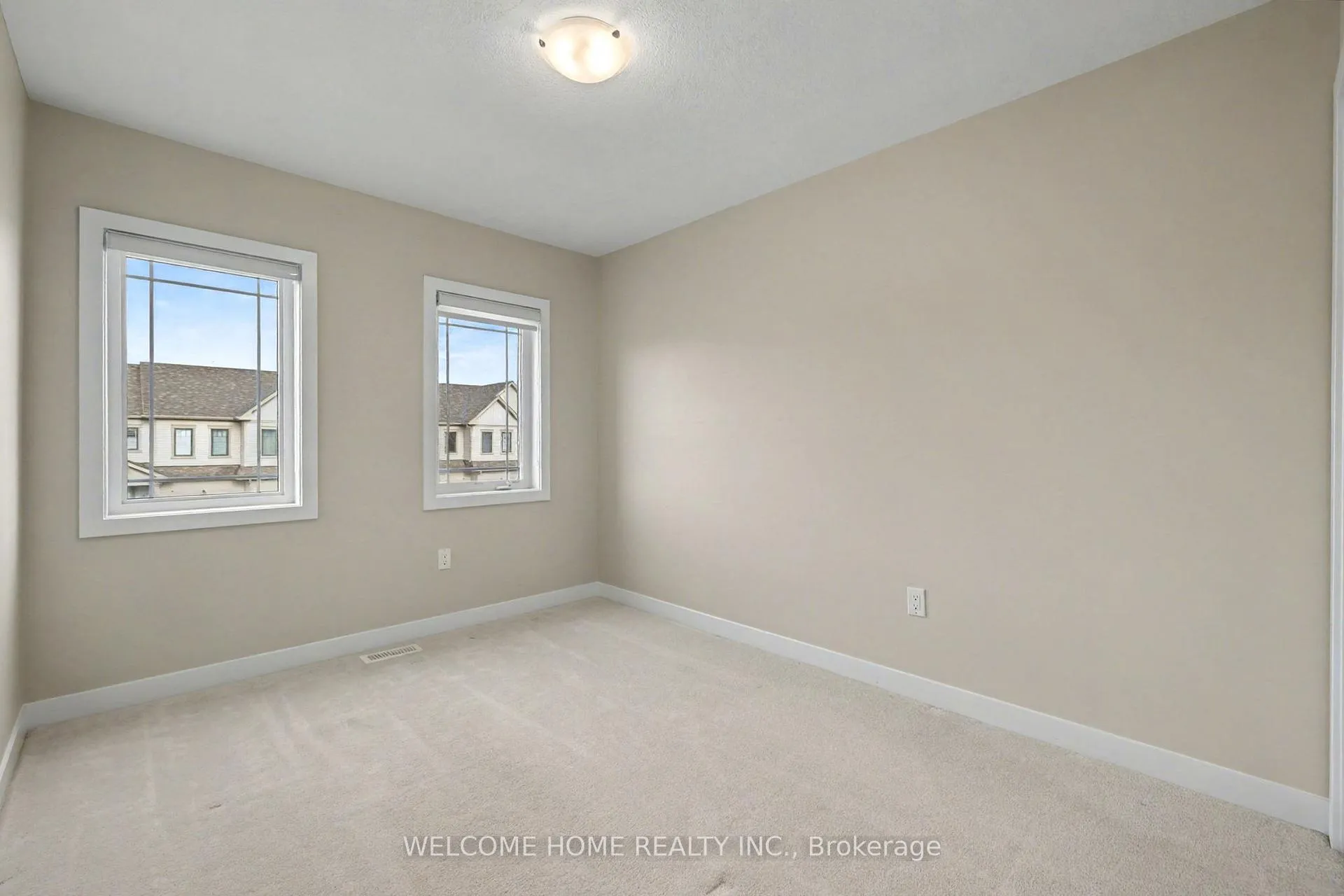 Photo 24 of 100 Keelson Street, Welland, Dain City — HOMEH