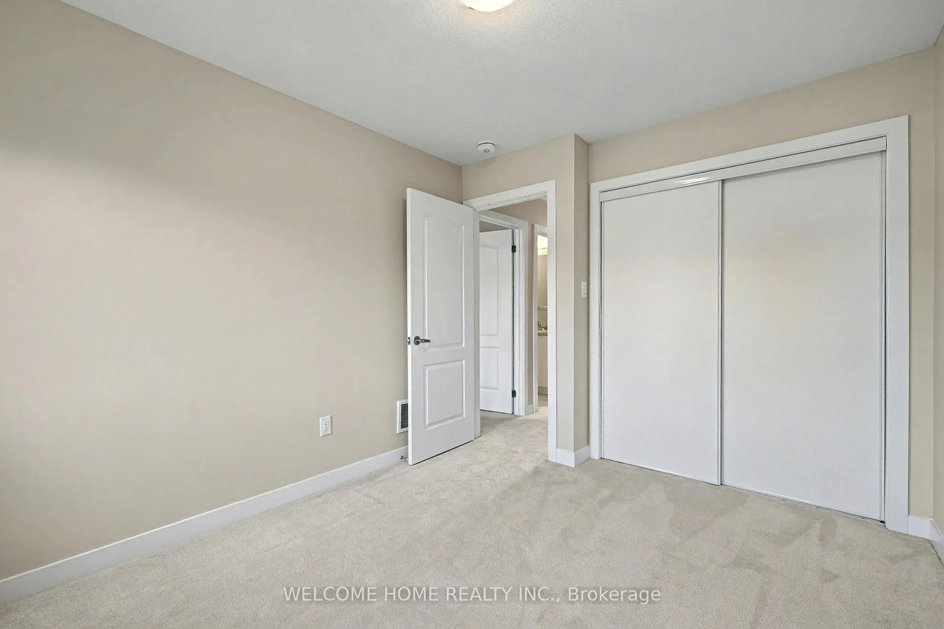 Photo 25 of 100 Keelson Street, Welland, Dain City — HOMEH