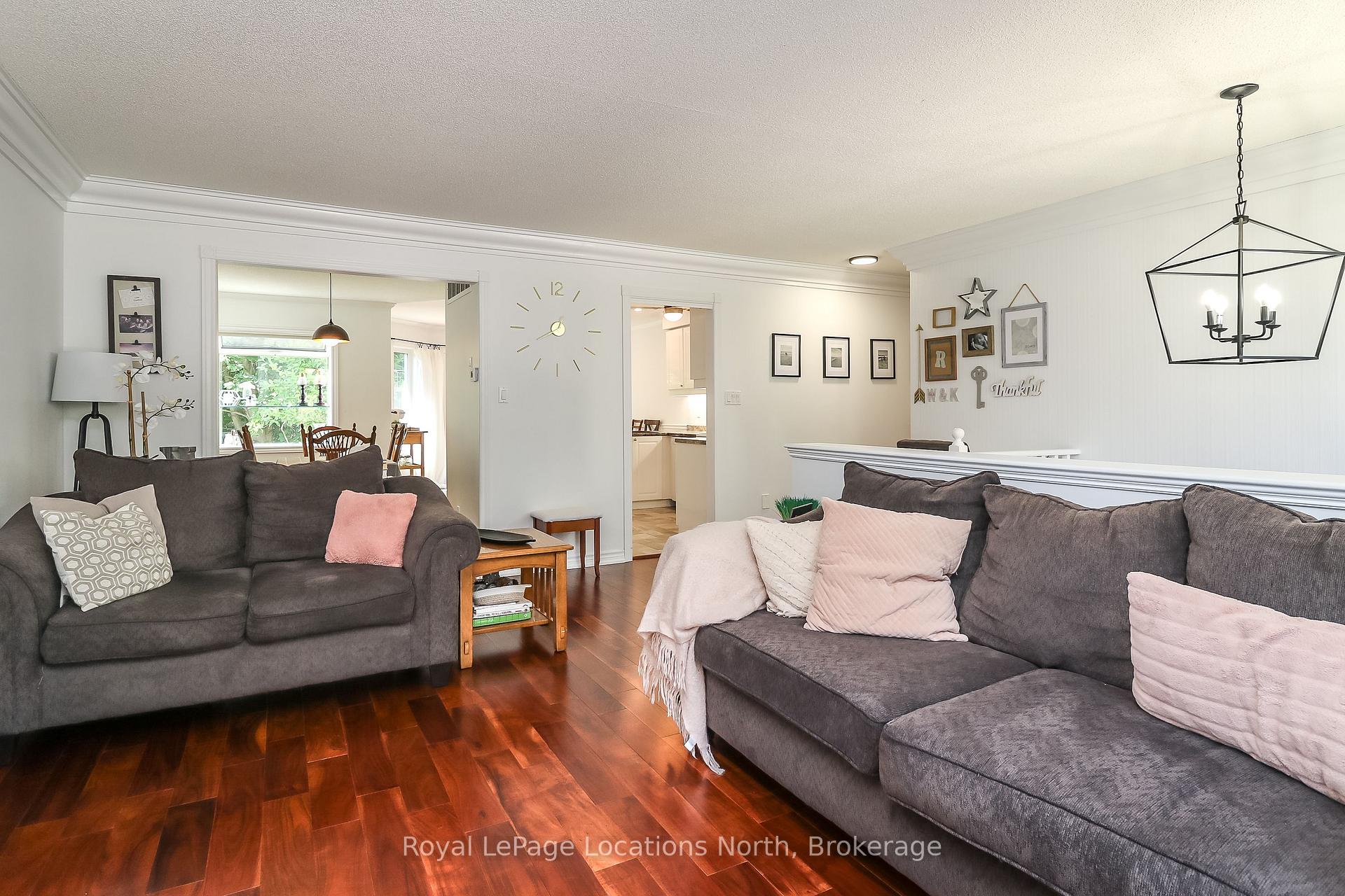 Photo 10 of 160 Fernbrook Drive, Wasaga Beach — HOMEH