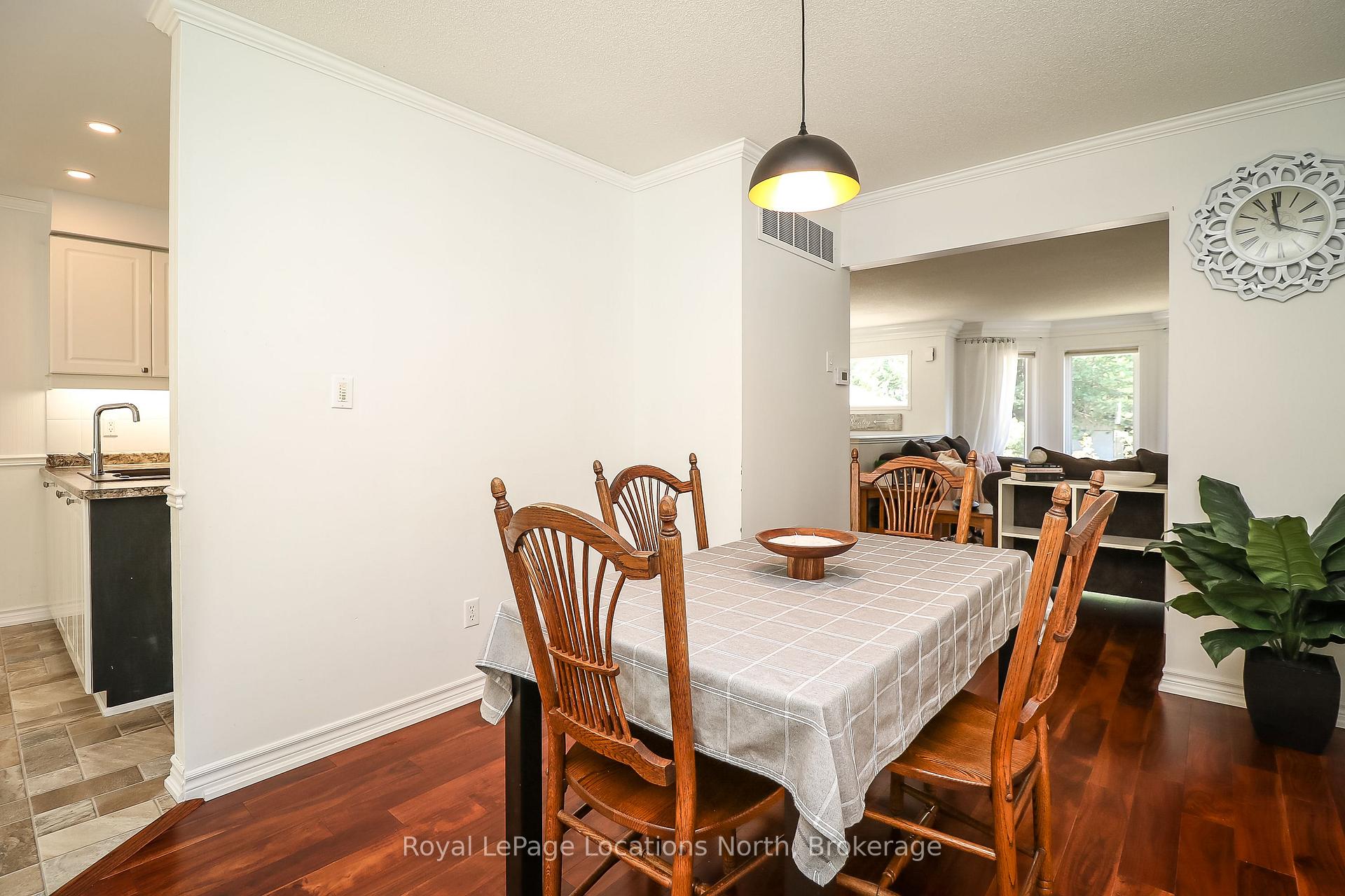 Photo 11 of 160 Fernbrook Drive, Wasaga Beach — HOMEH